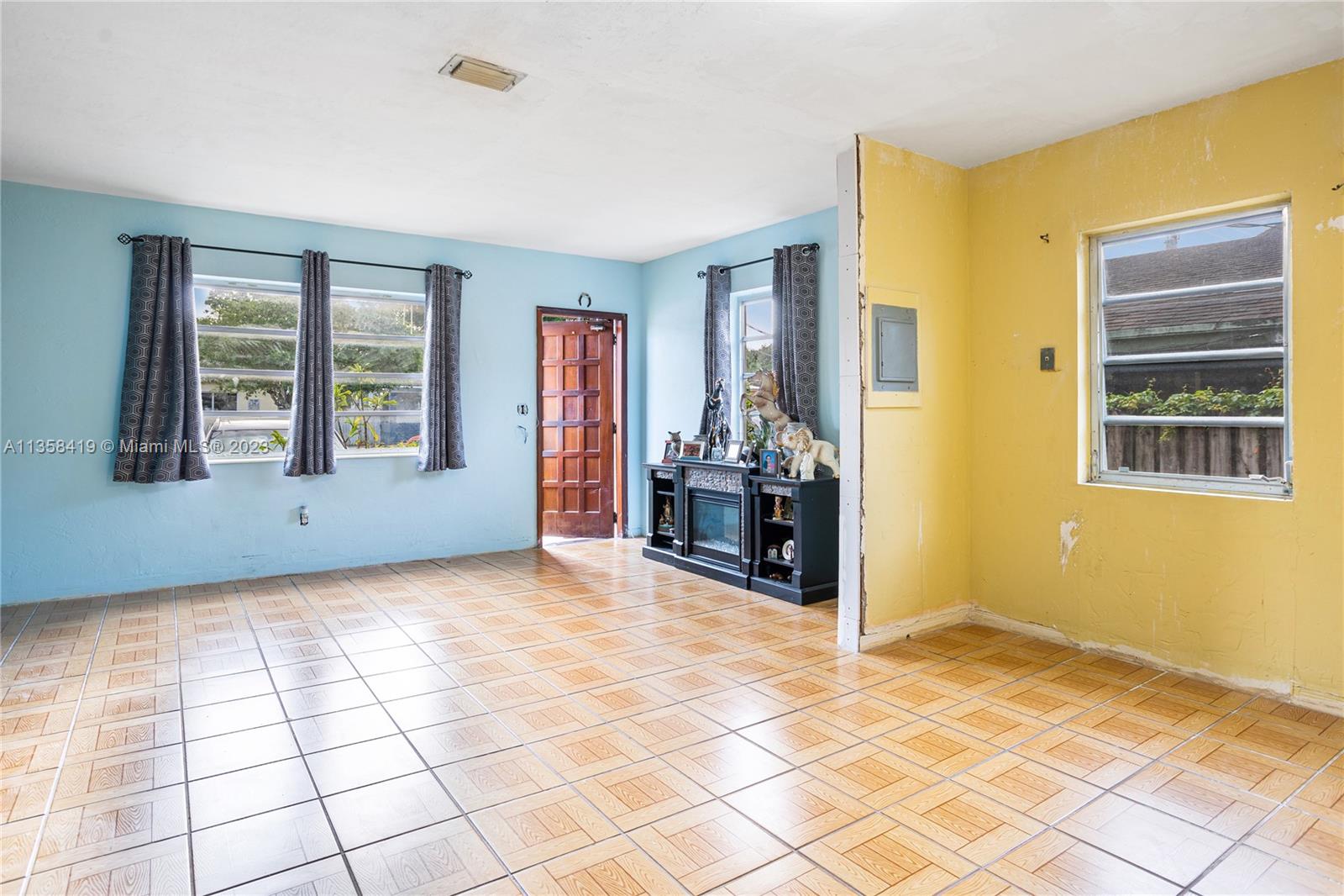 520 NW 25th Ave