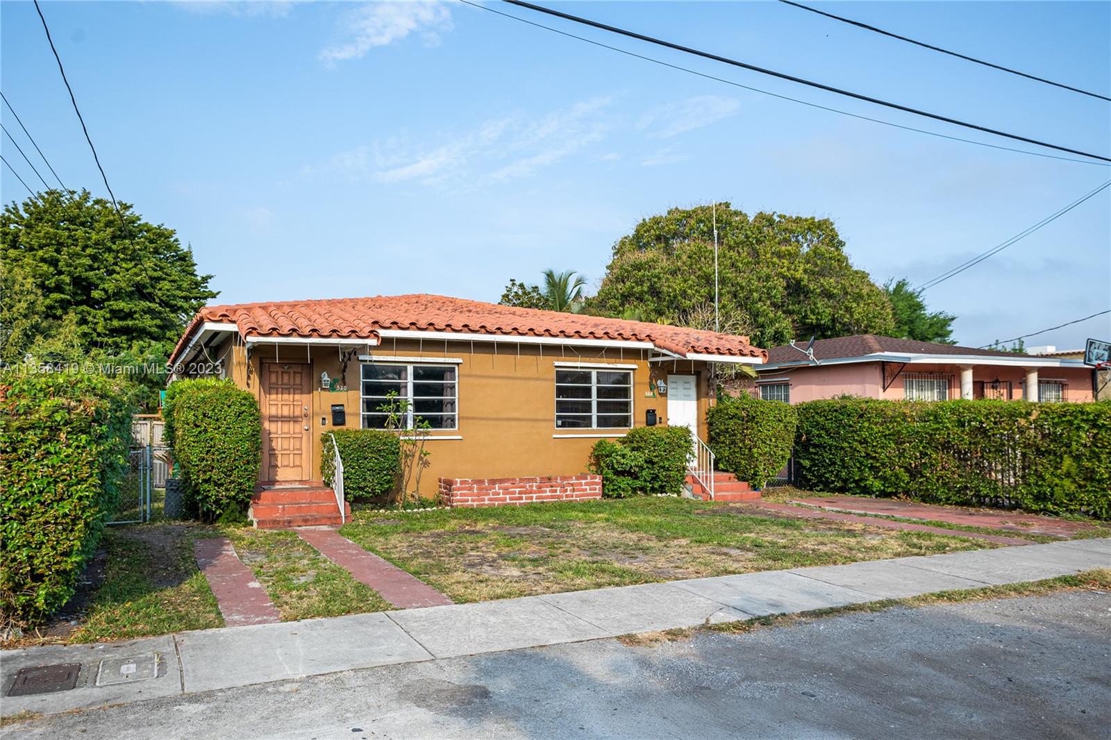 520 NW 25th Ave