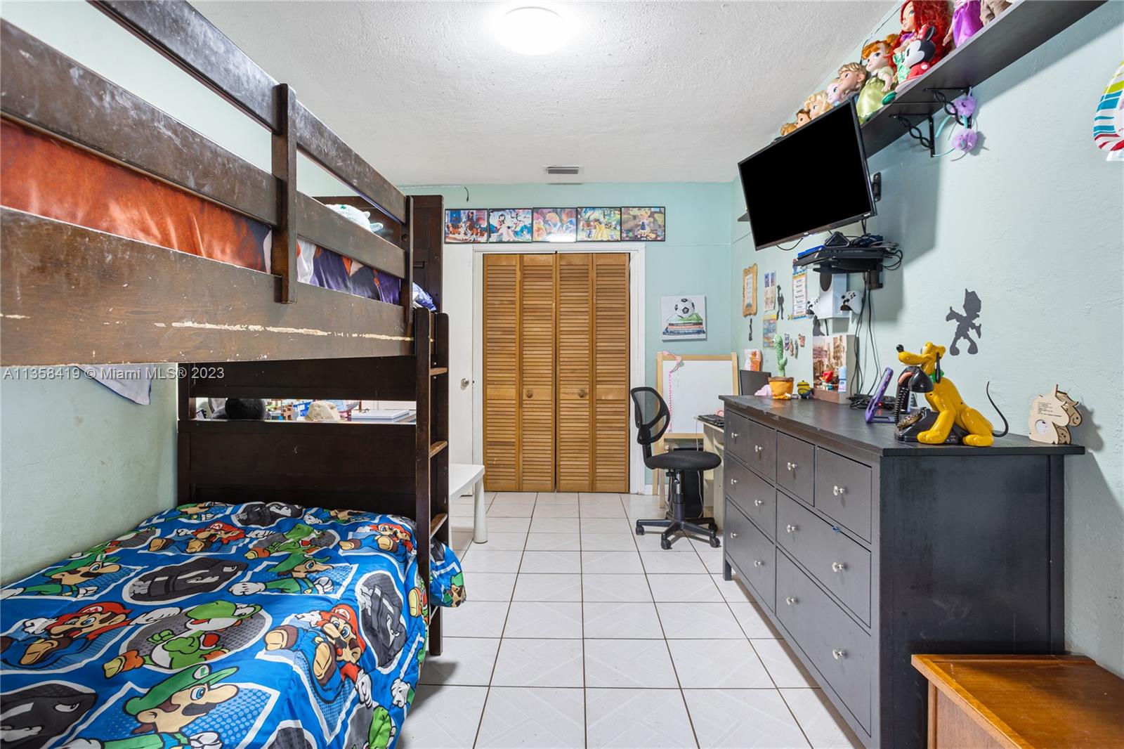 520 NW 25th Ave