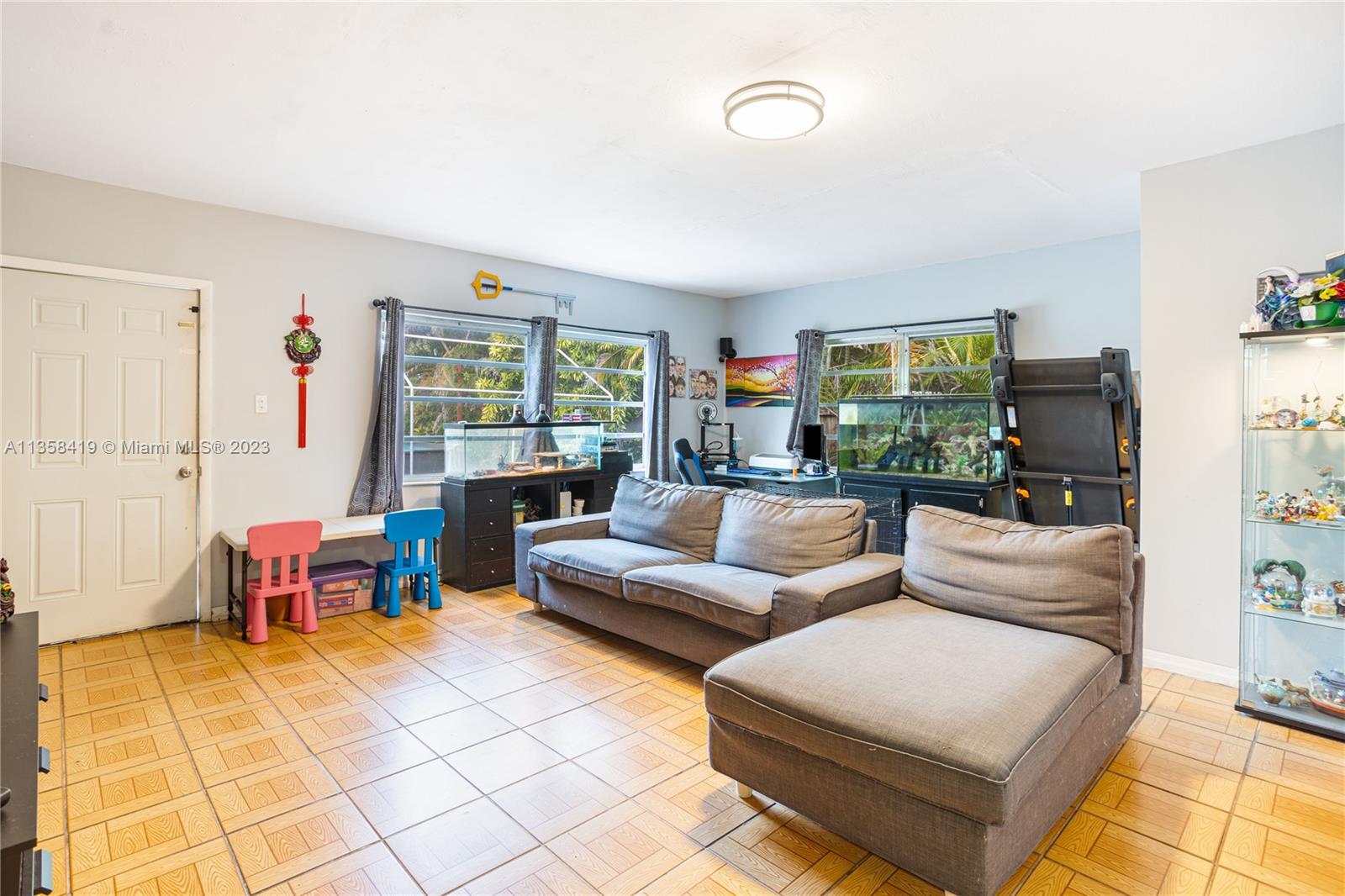 520 NW 25th Ave