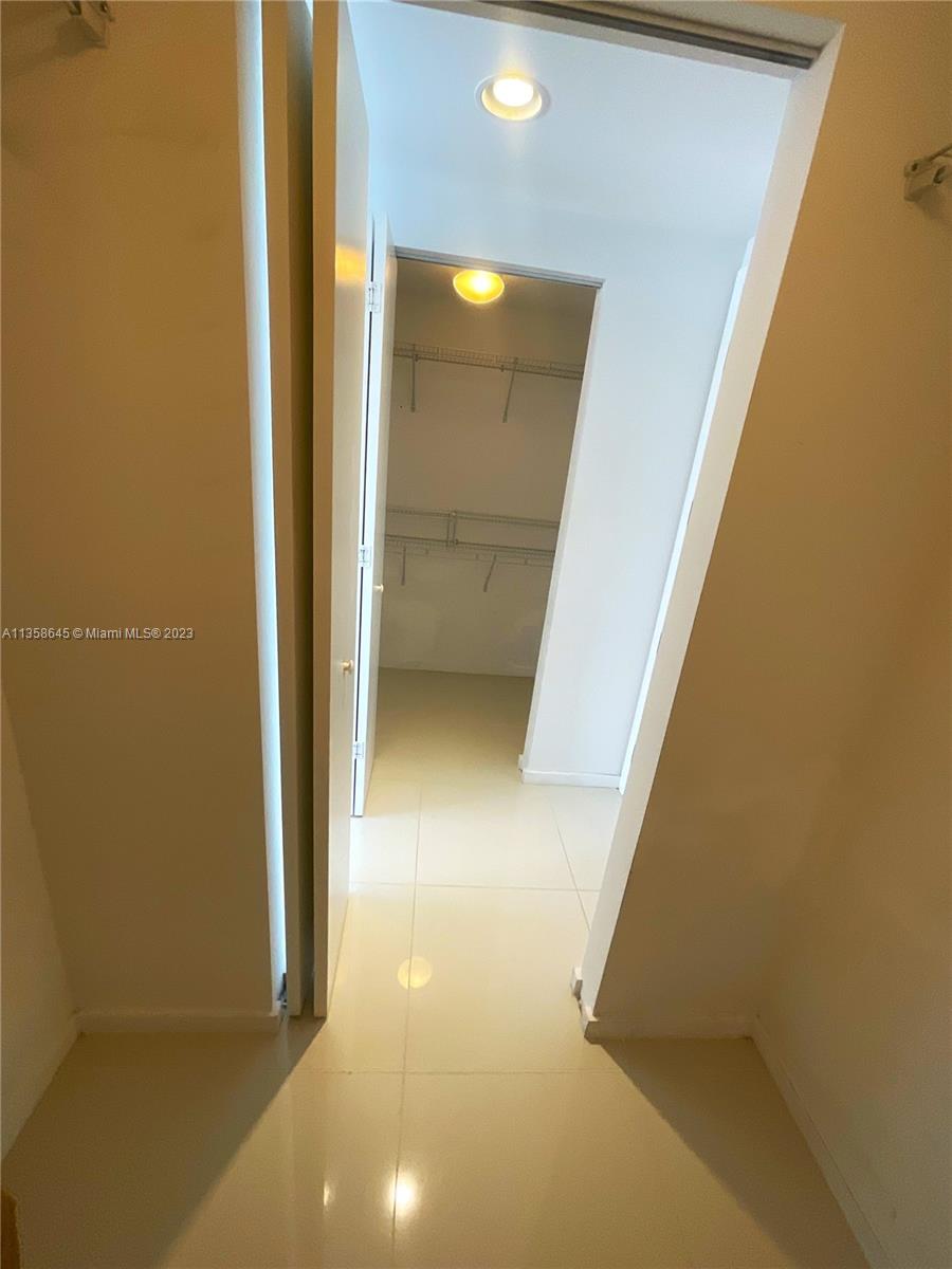 5300 NW 85th AV Unit: 1111