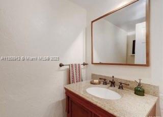 3239 Mcdonald St Unit: 9
