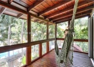 3239 Mcdonald St Unit: 9