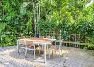 3239 Mcdonald St Unit: 9
