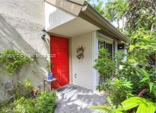 3239 Mcdonald St Unit: 9