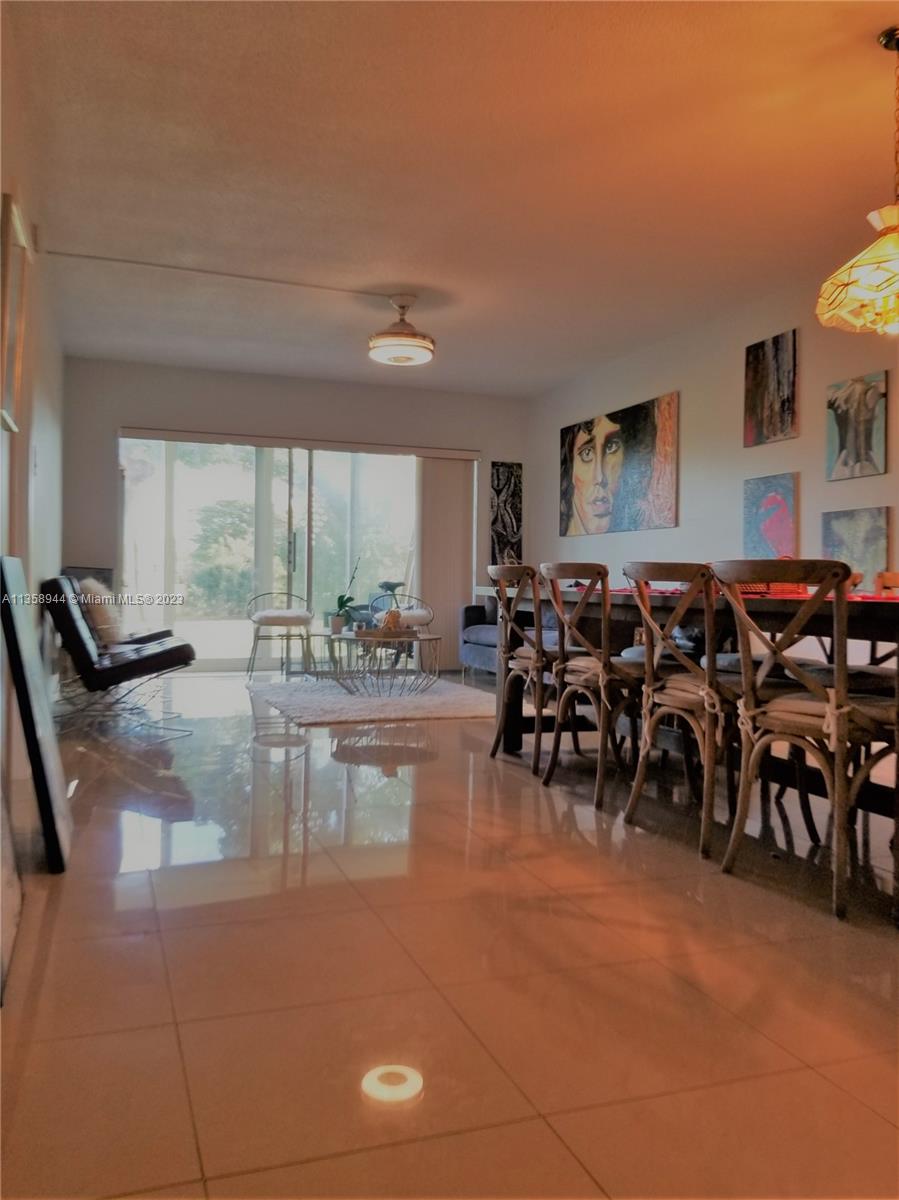 3050 N Palm Aire Dr Unit: 104