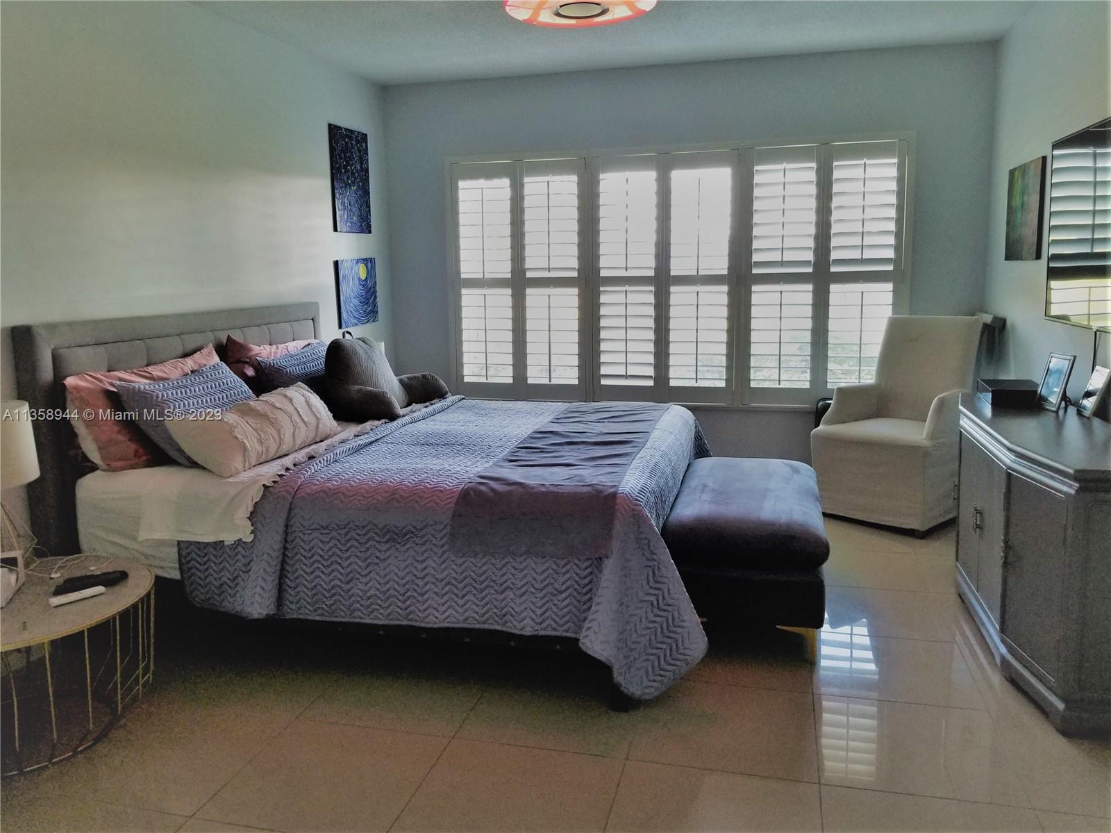 3050 N Palm Aire Dr Unit: 104