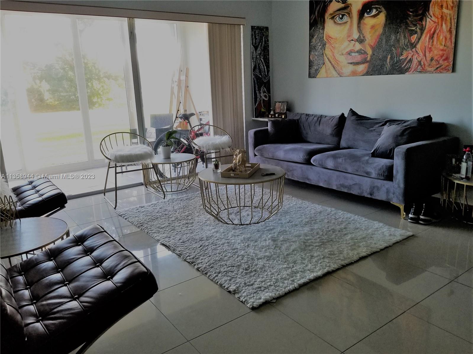 3050 N Palm Aire Dr Unit: 104
