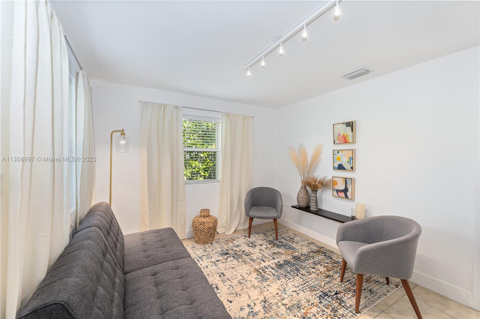 710 NE 87th St Unit: 2