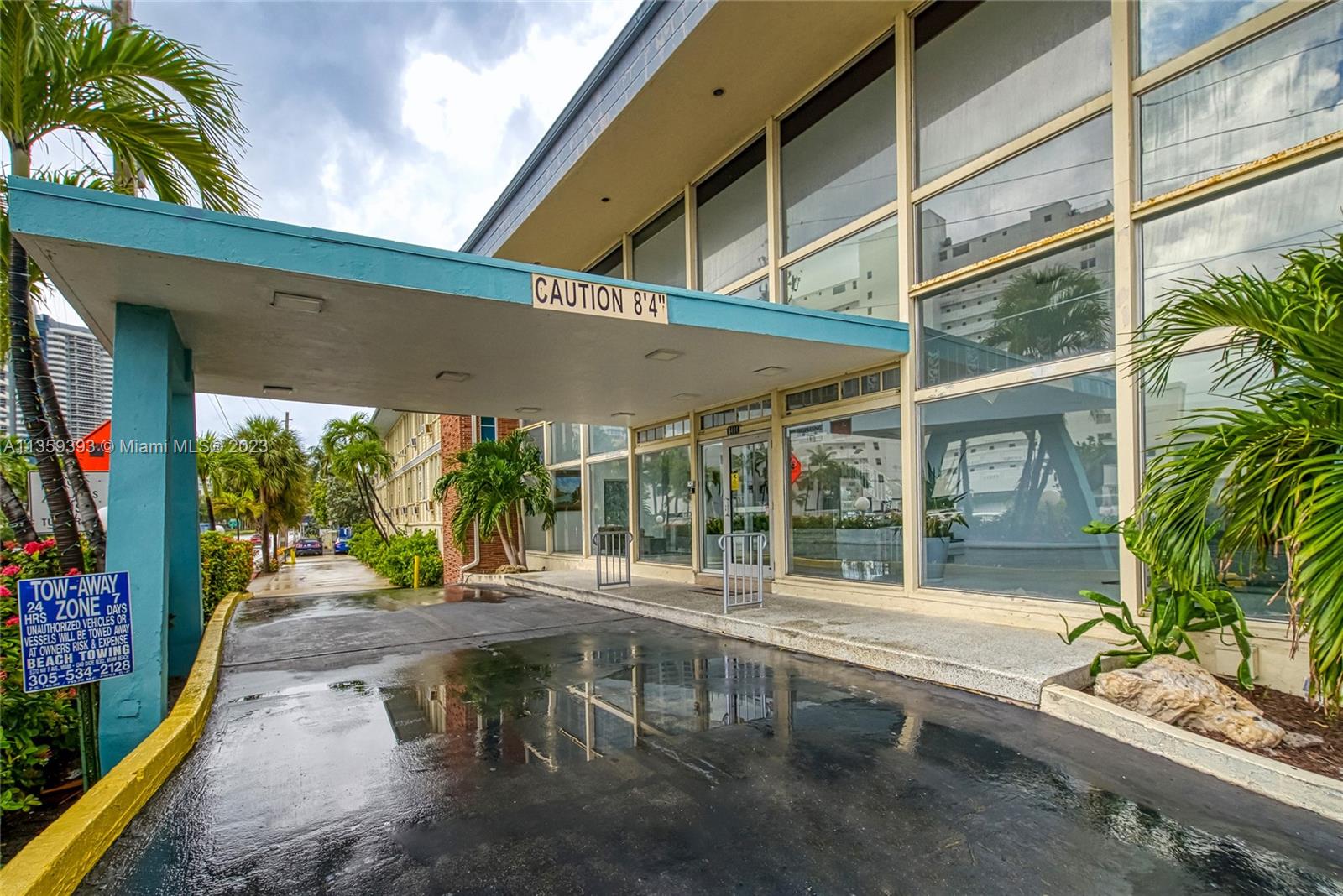 6484 Indian Creek Dr Unit: 204