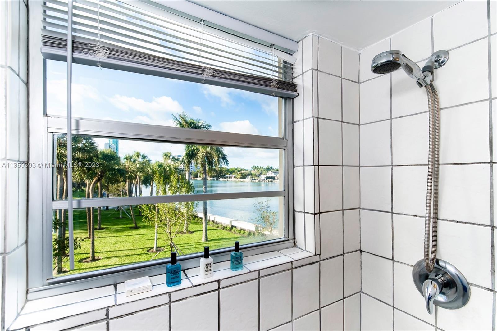 6484 Indian Creek Dr Unit: 204