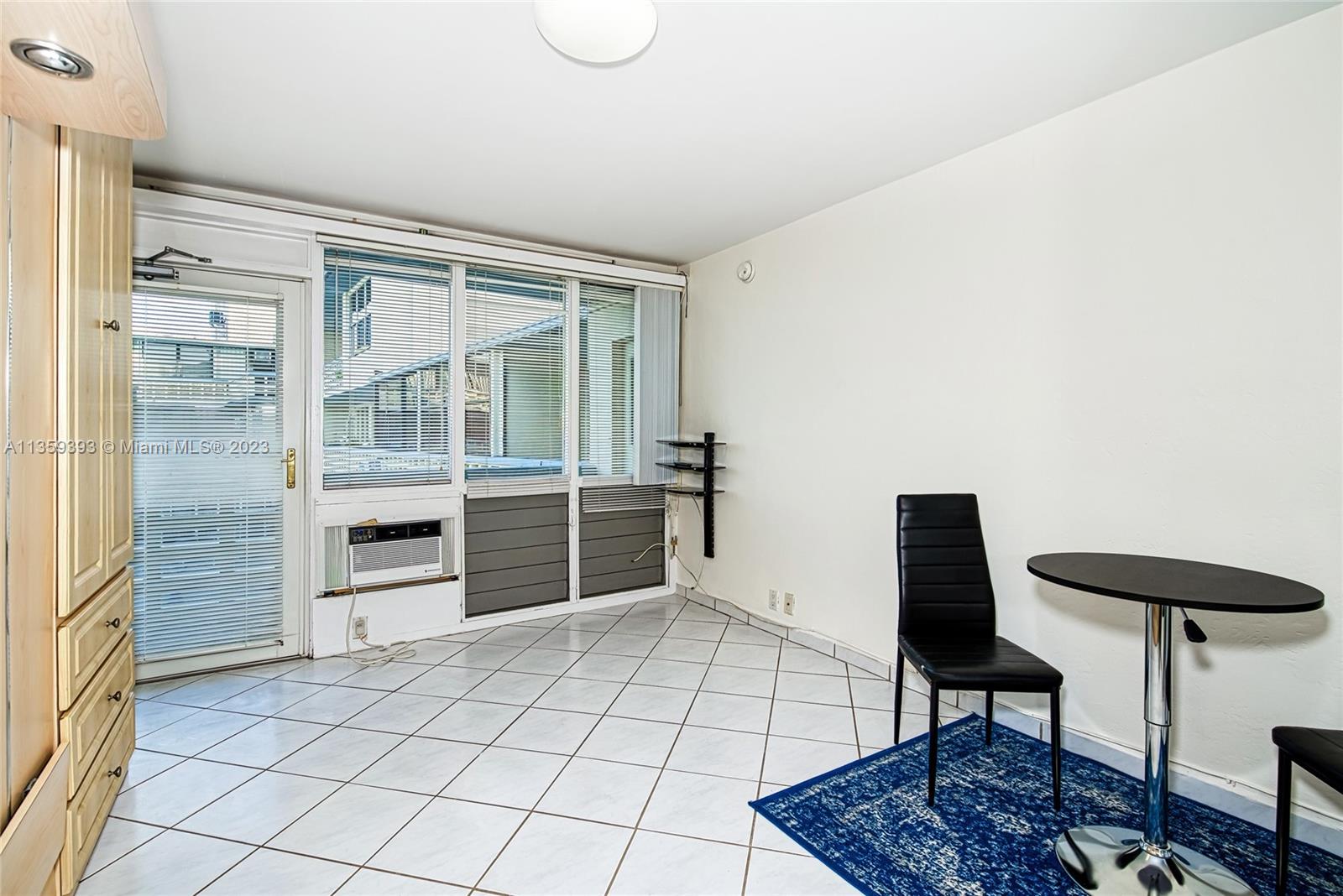 6484 Indian Creek Dr Unit: 204
