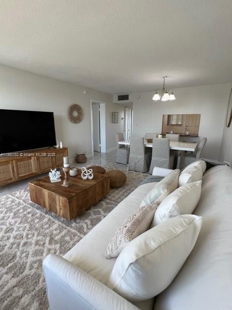1000 NE 191st St Unit: 13