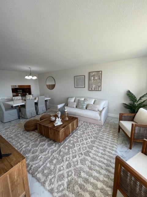 1000 NE 191st St Unit: 13