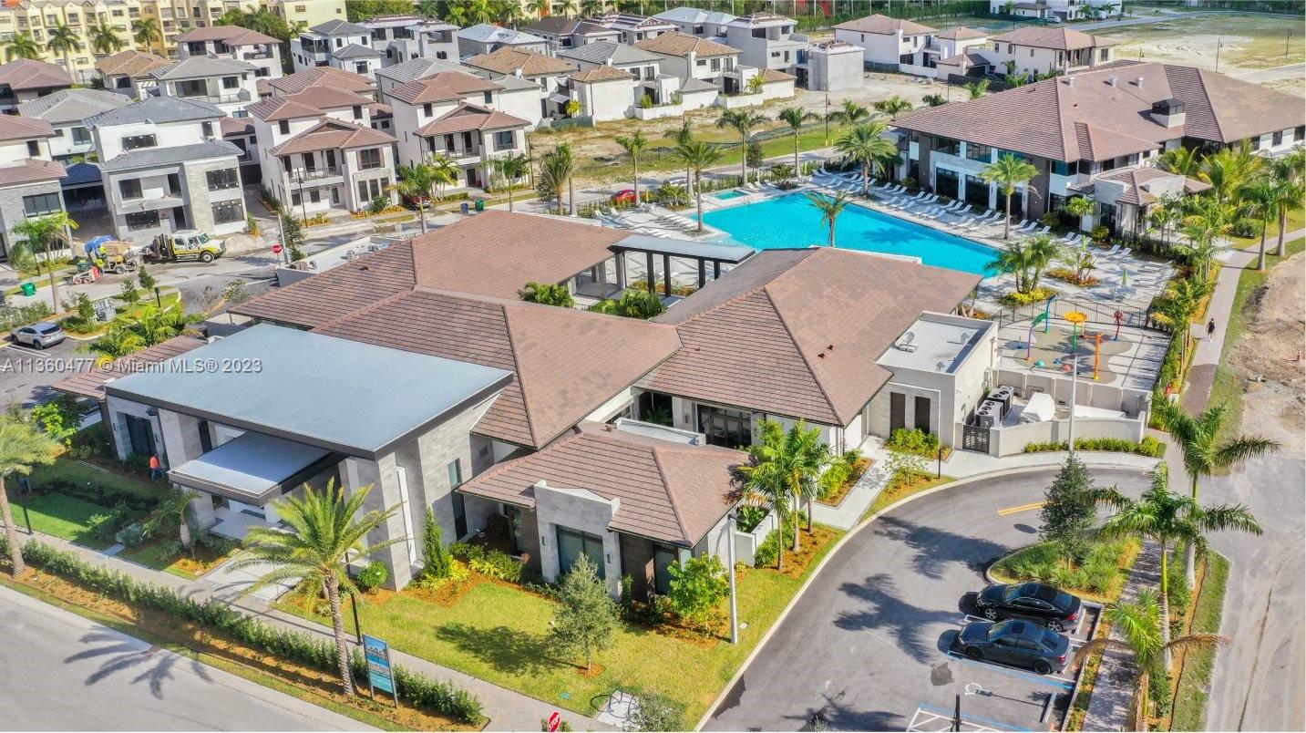 8301 NW 41st St Unit: B-309