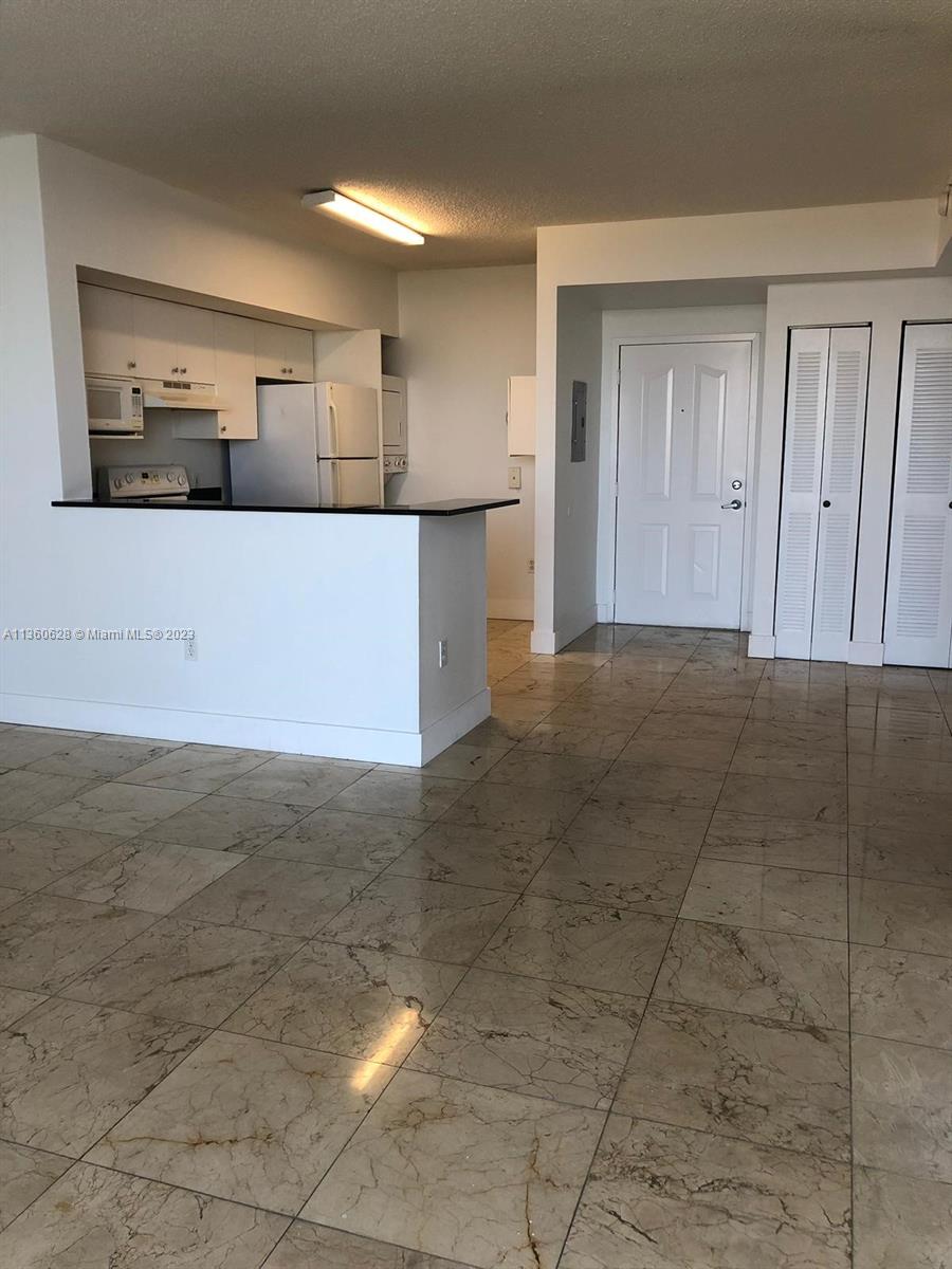 5077 NW 7th St Unit: 1209