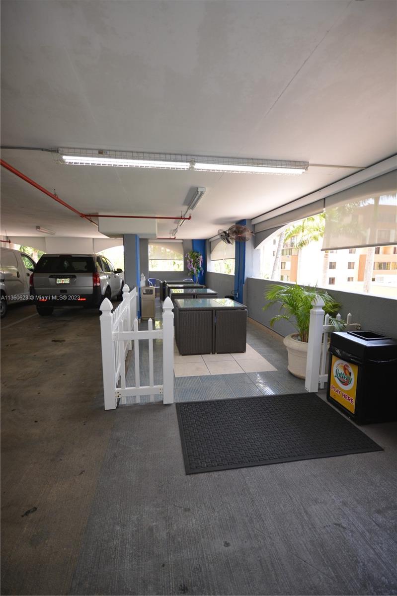 5077 NW 7th St Unit: 1209