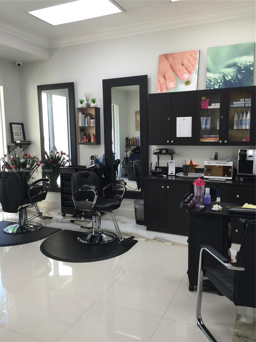 5077 NW 7th St Unit: 1209