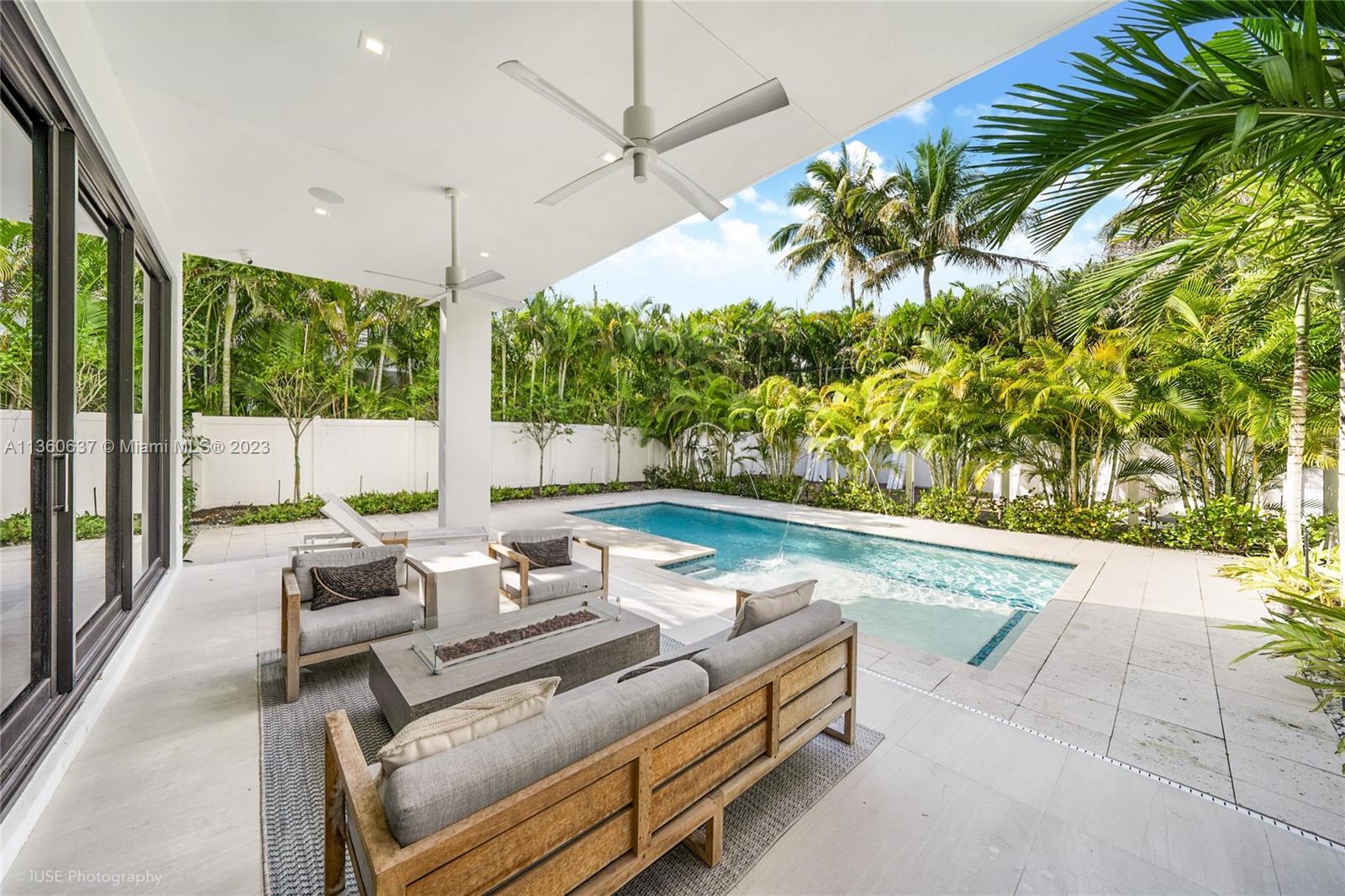 907 Witherspoon Ln