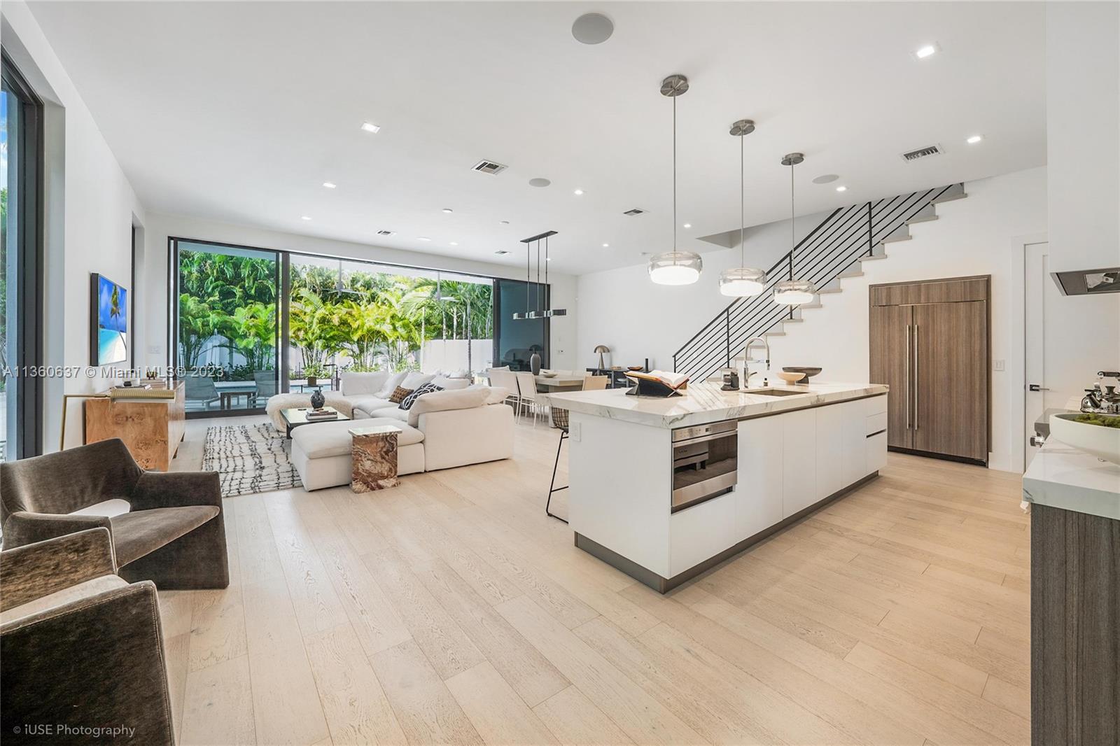 907 Witherspoon Ln