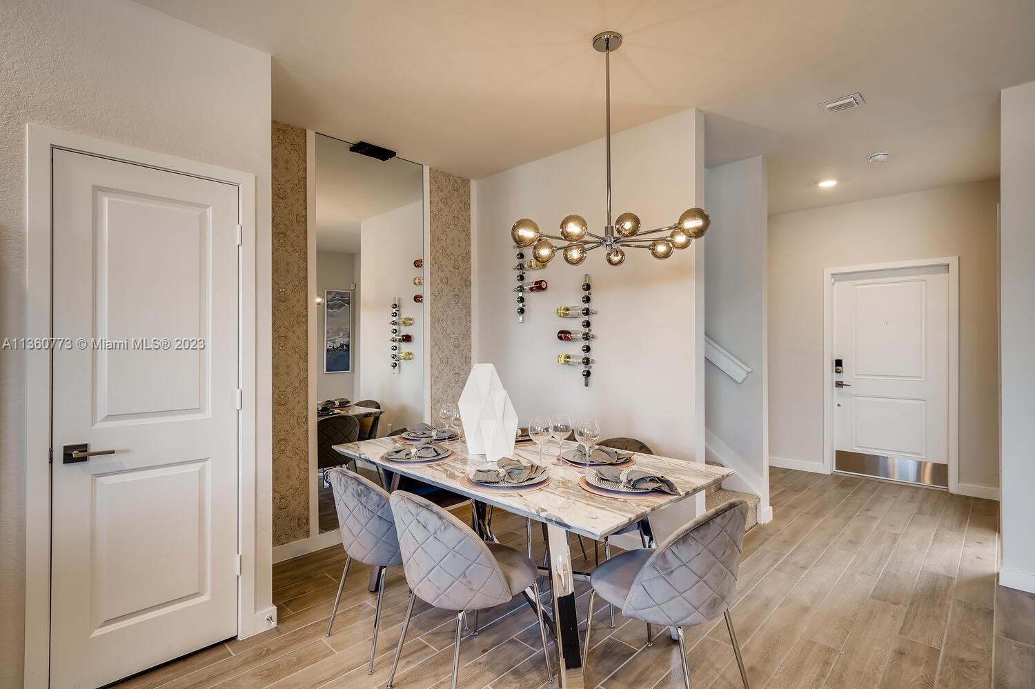 2325 SE 10th St Unit: 0