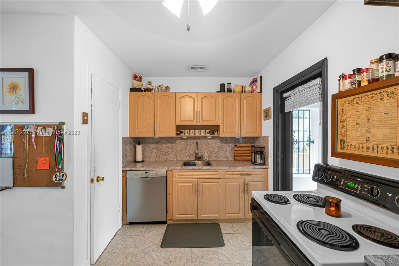 248 Linwood Dr