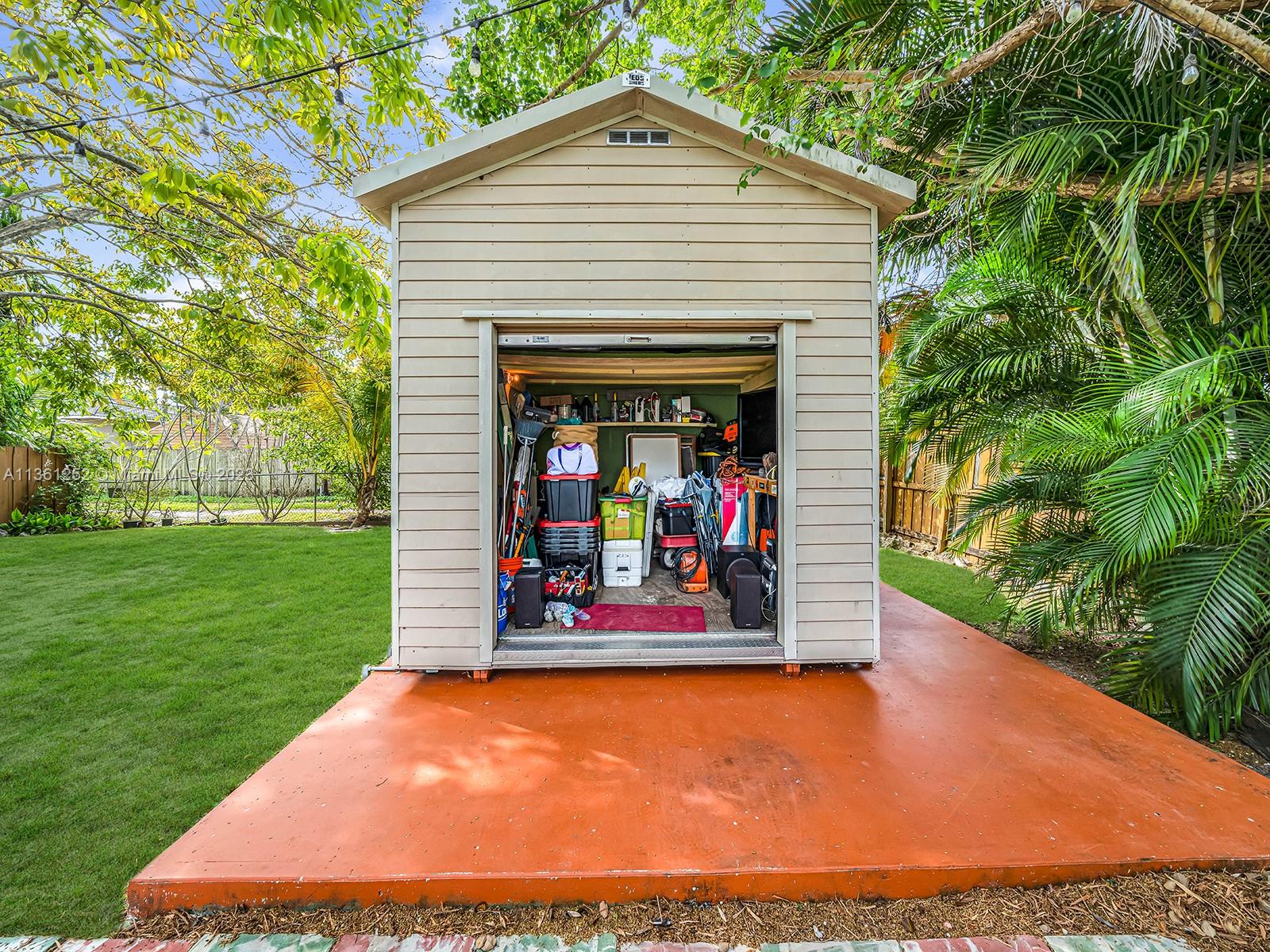 248 Linwood Dr