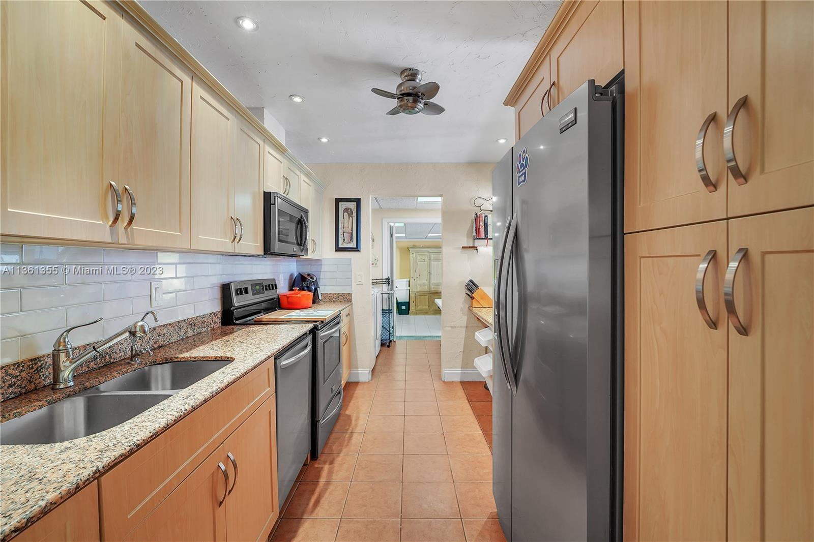 3403 Rose Hill Way Unit: 108