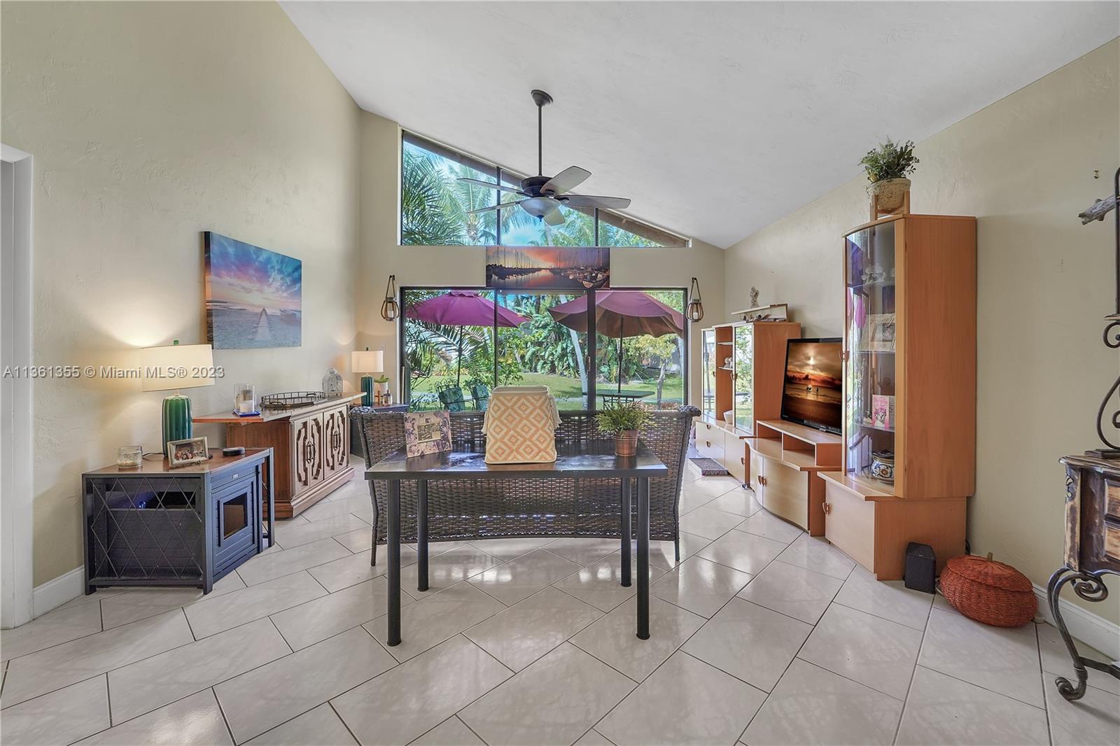 3403 Rose Hill Way Unit: 108