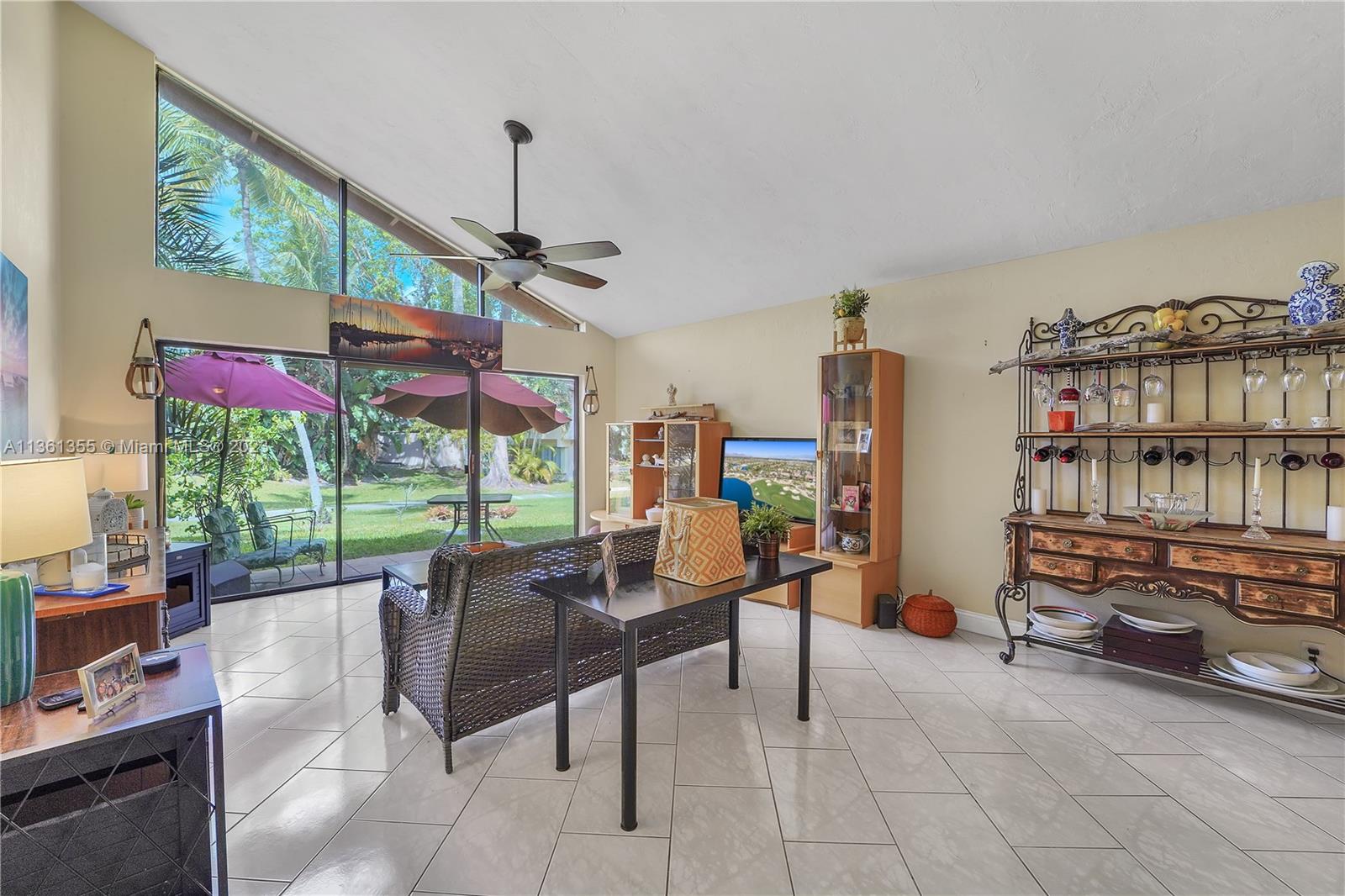 3403 Rose Hill Way Unit: 108