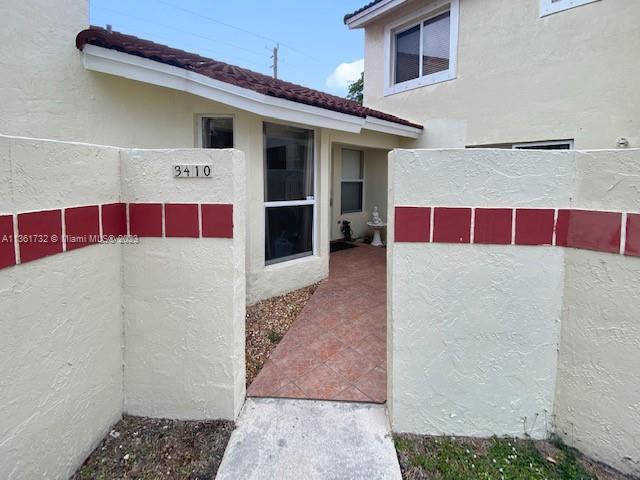 3410 San Remo Cir