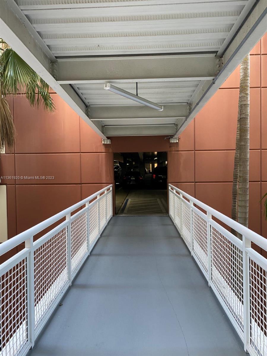 2001 Biscayne Blvd Unit: 2305