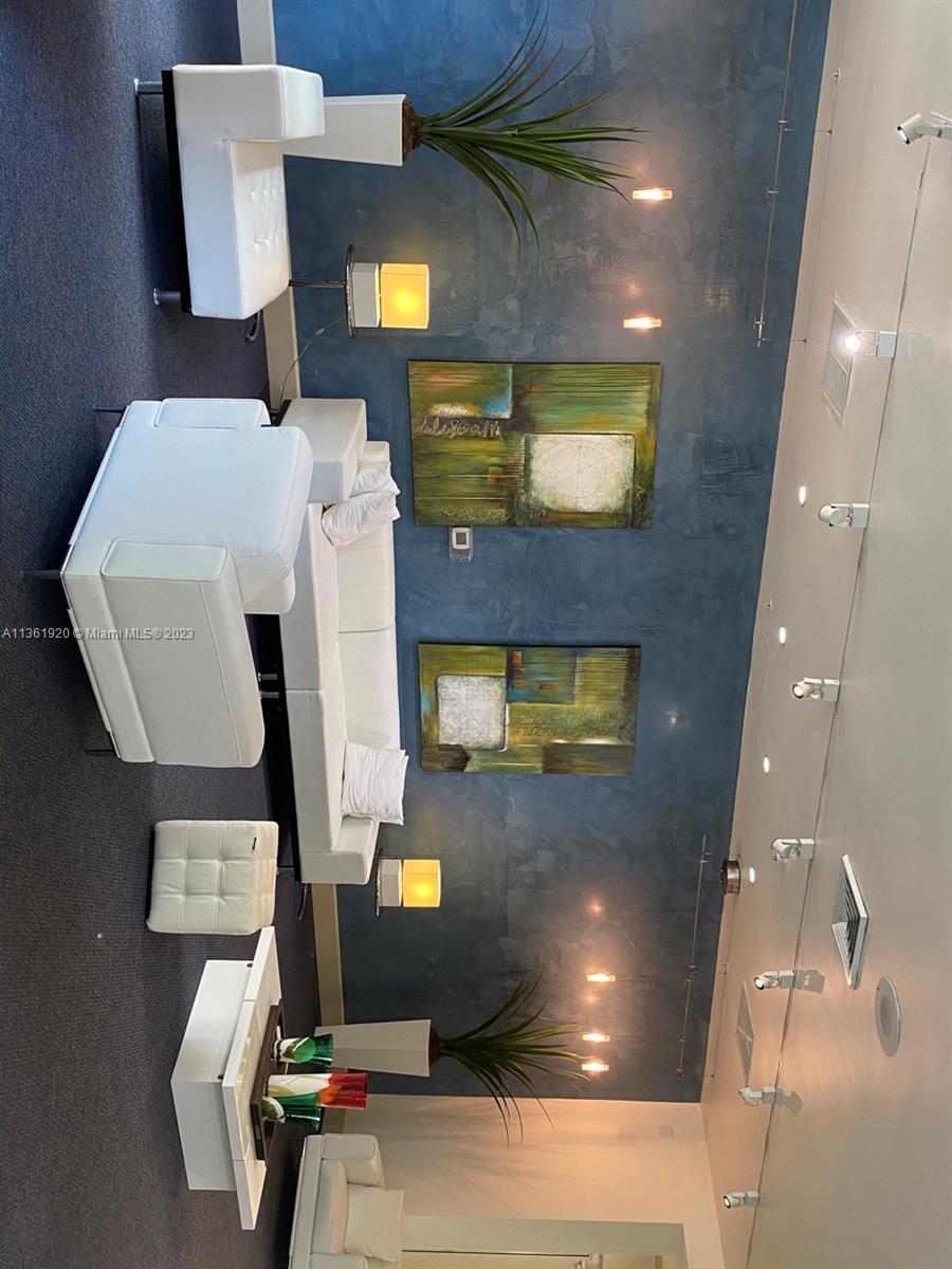 2001 Biscayne Blvd Unit: 2305