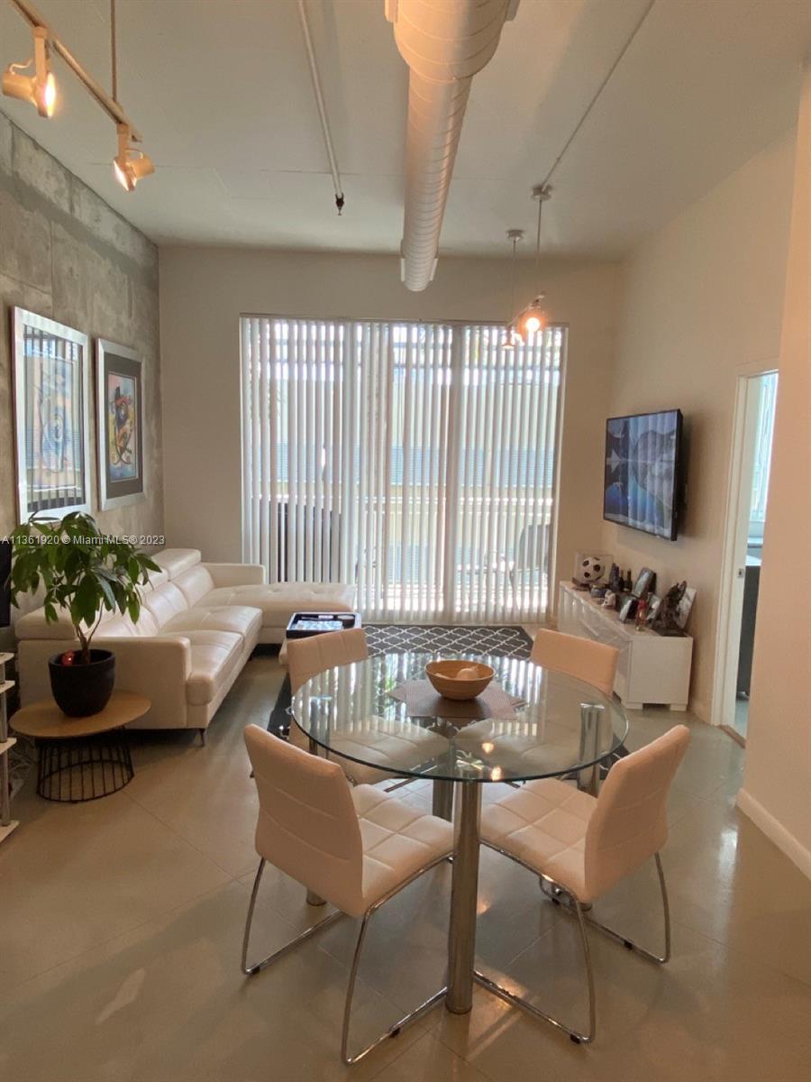2001 Biscayne Blvd Unit: 2305