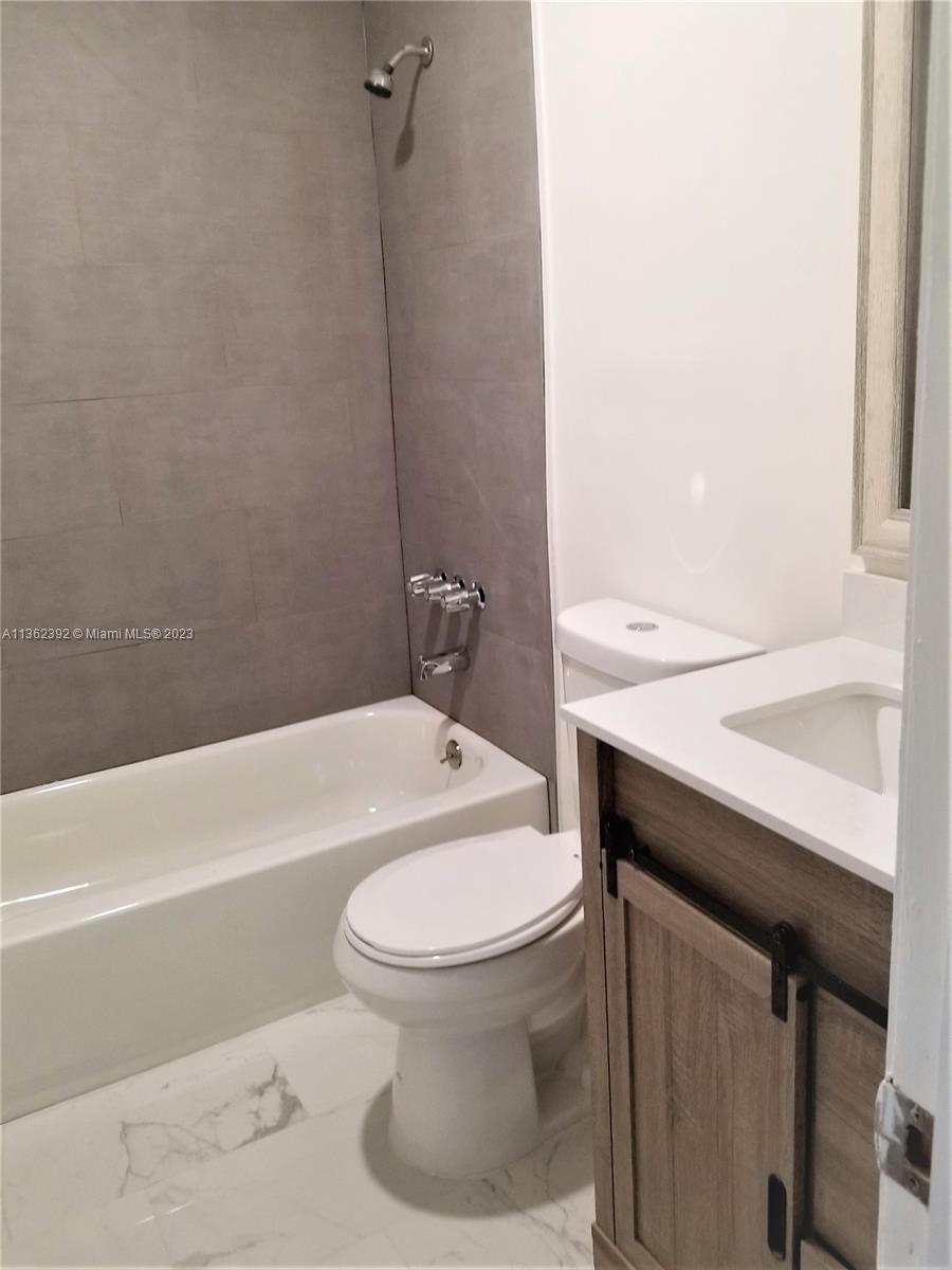 3114 NW 56th St