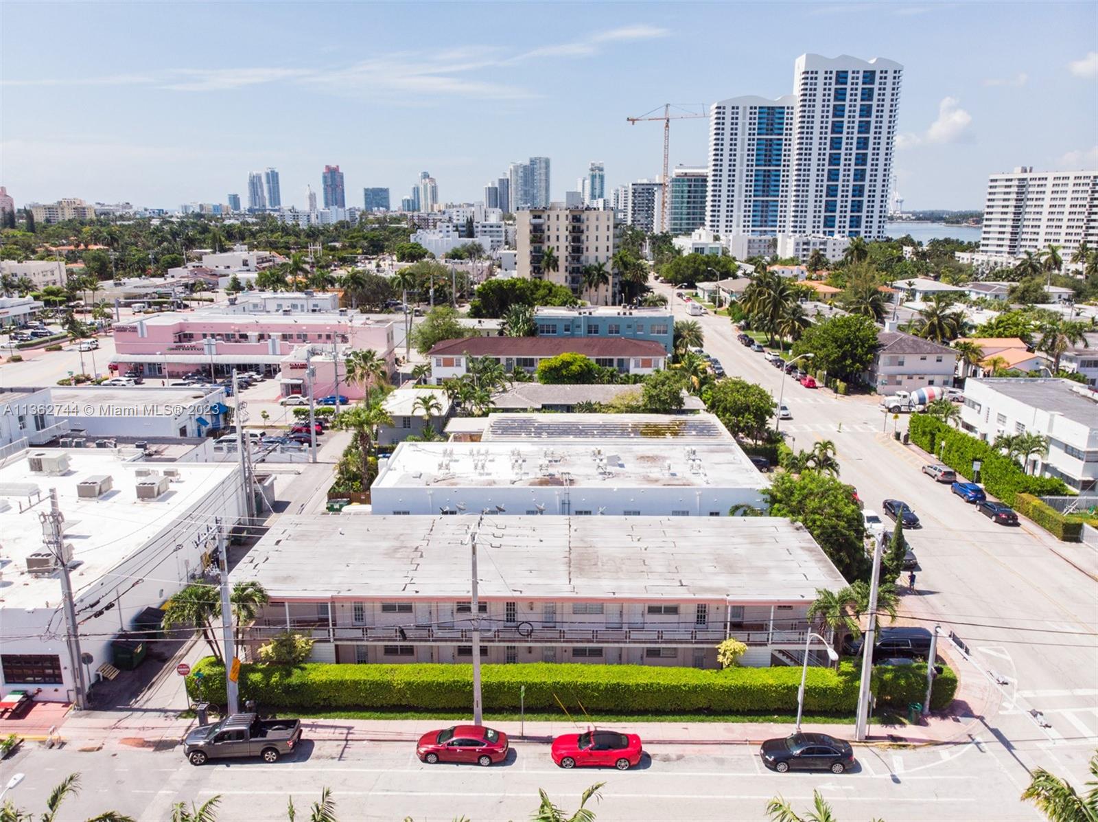 1575 West Ave Unit: 8