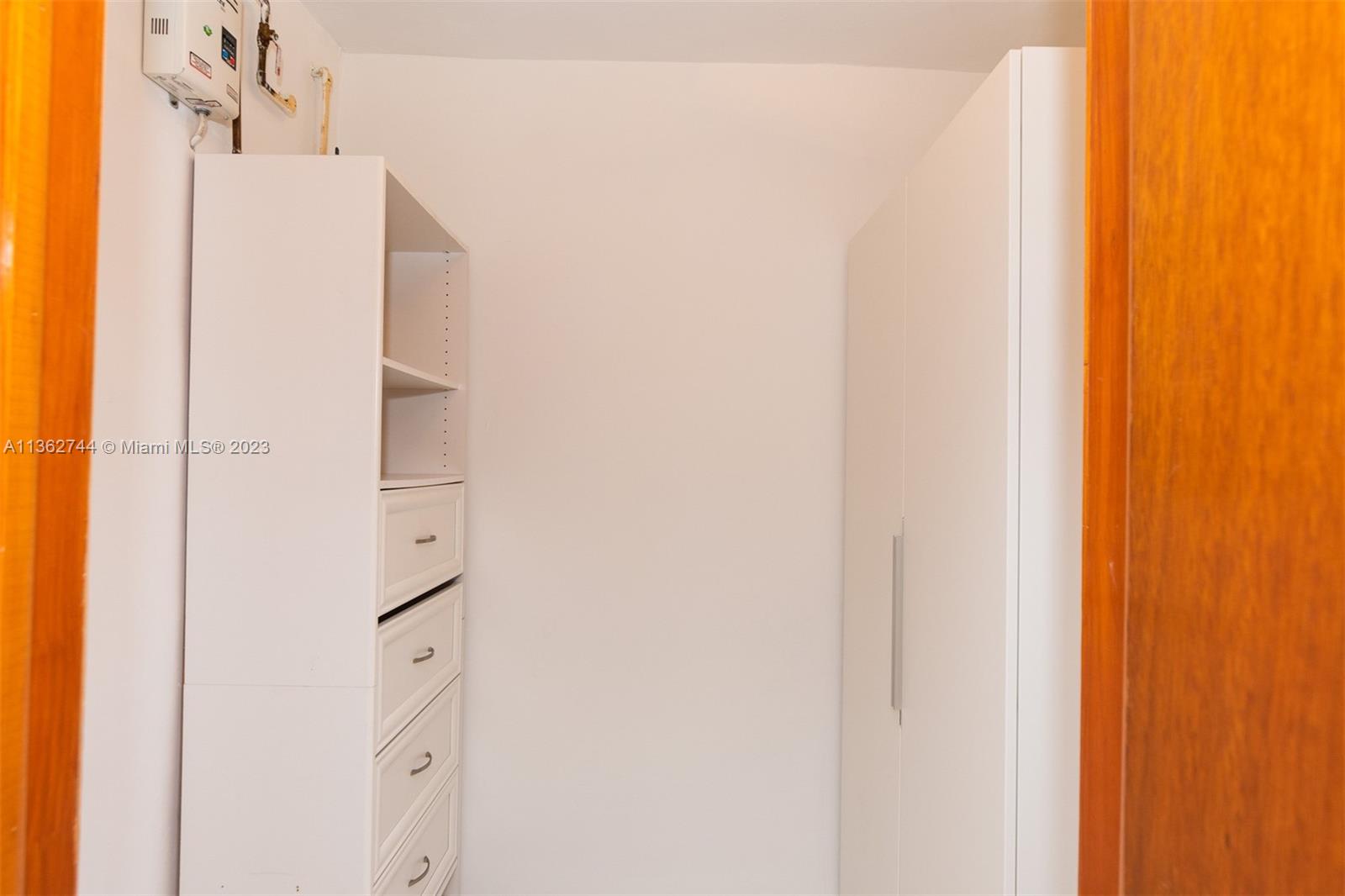 1575 West Ave Unit: 8