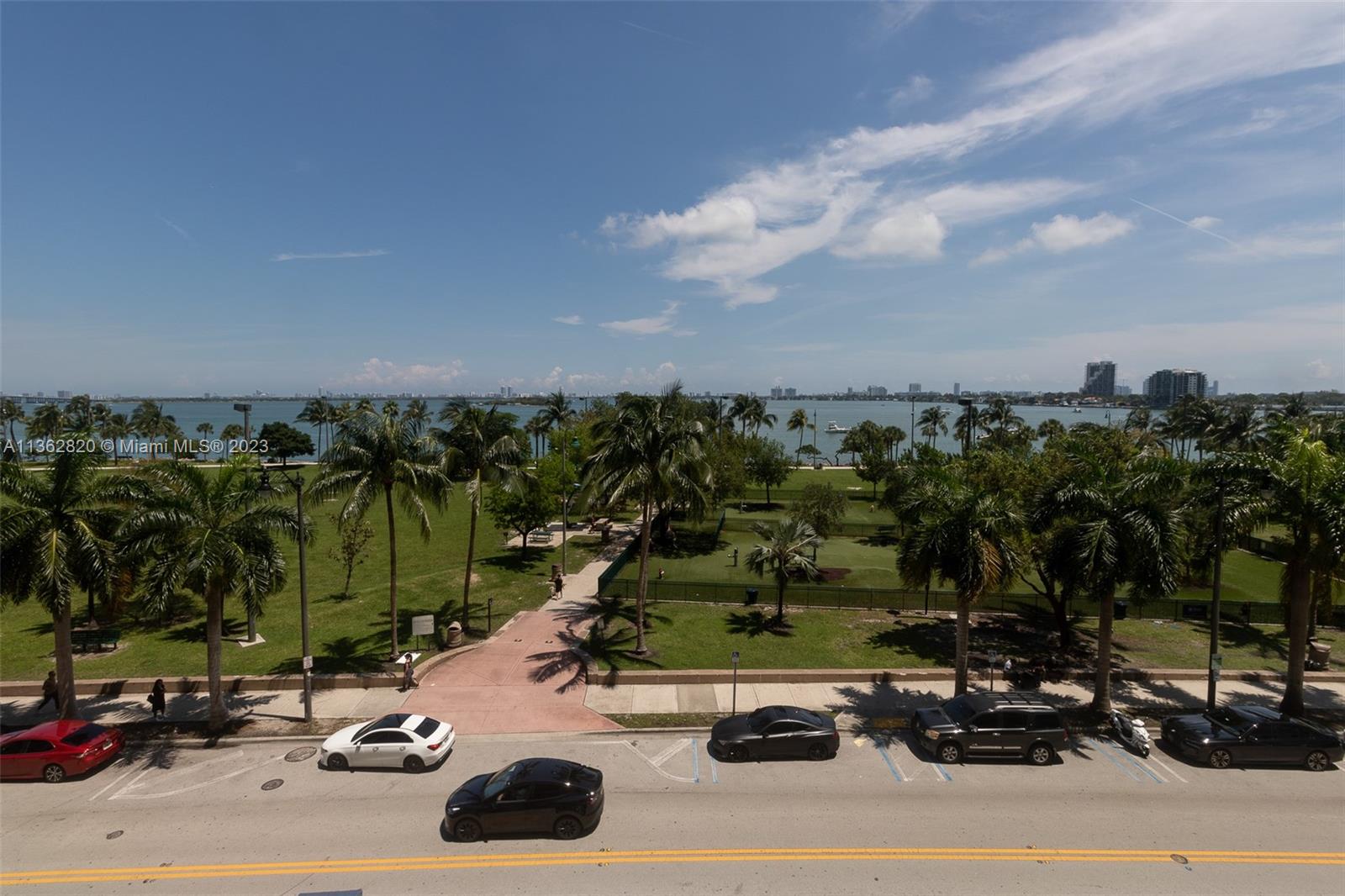 1800 N Bayshore Dr Unit: 406