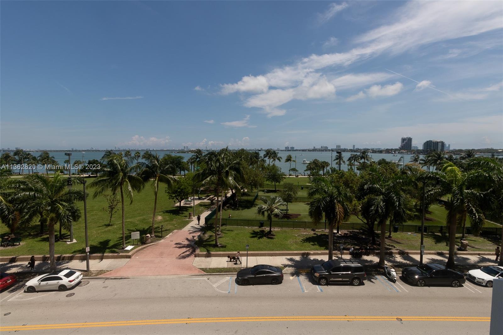 1800 N Bayshore Dr Unit: 406