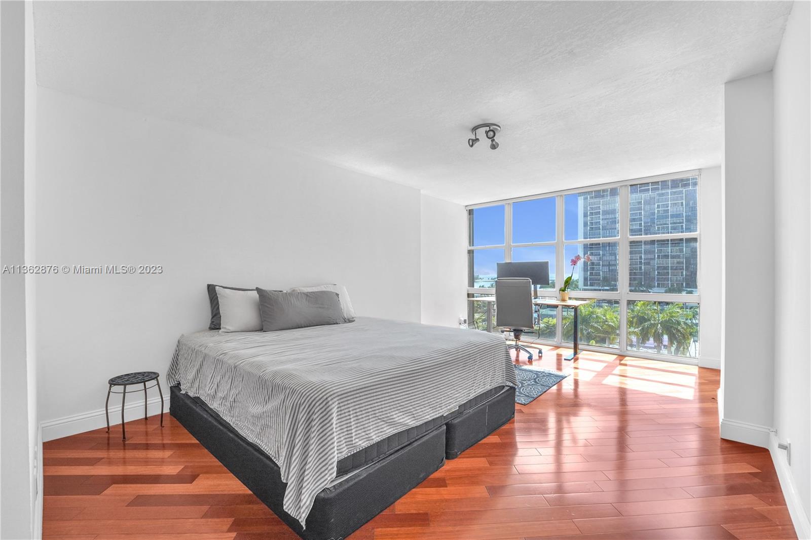 1865 Brickell Ave Unit: A614