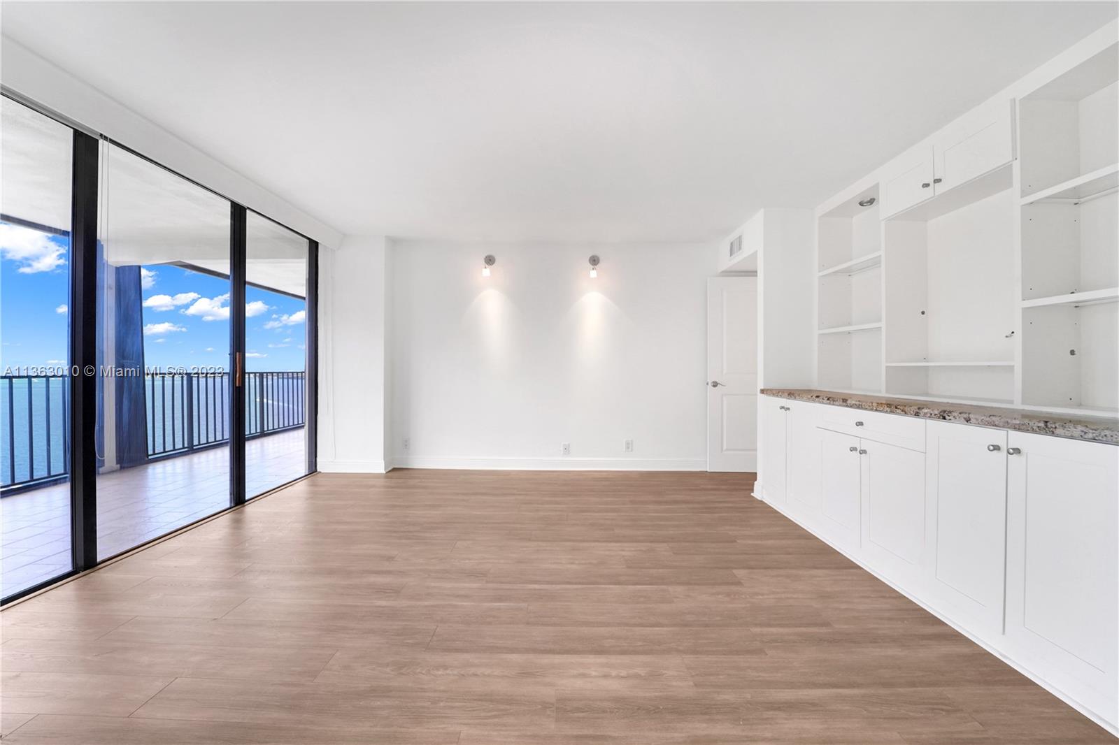 1925 Brickell Ave Unit: D1602-1603