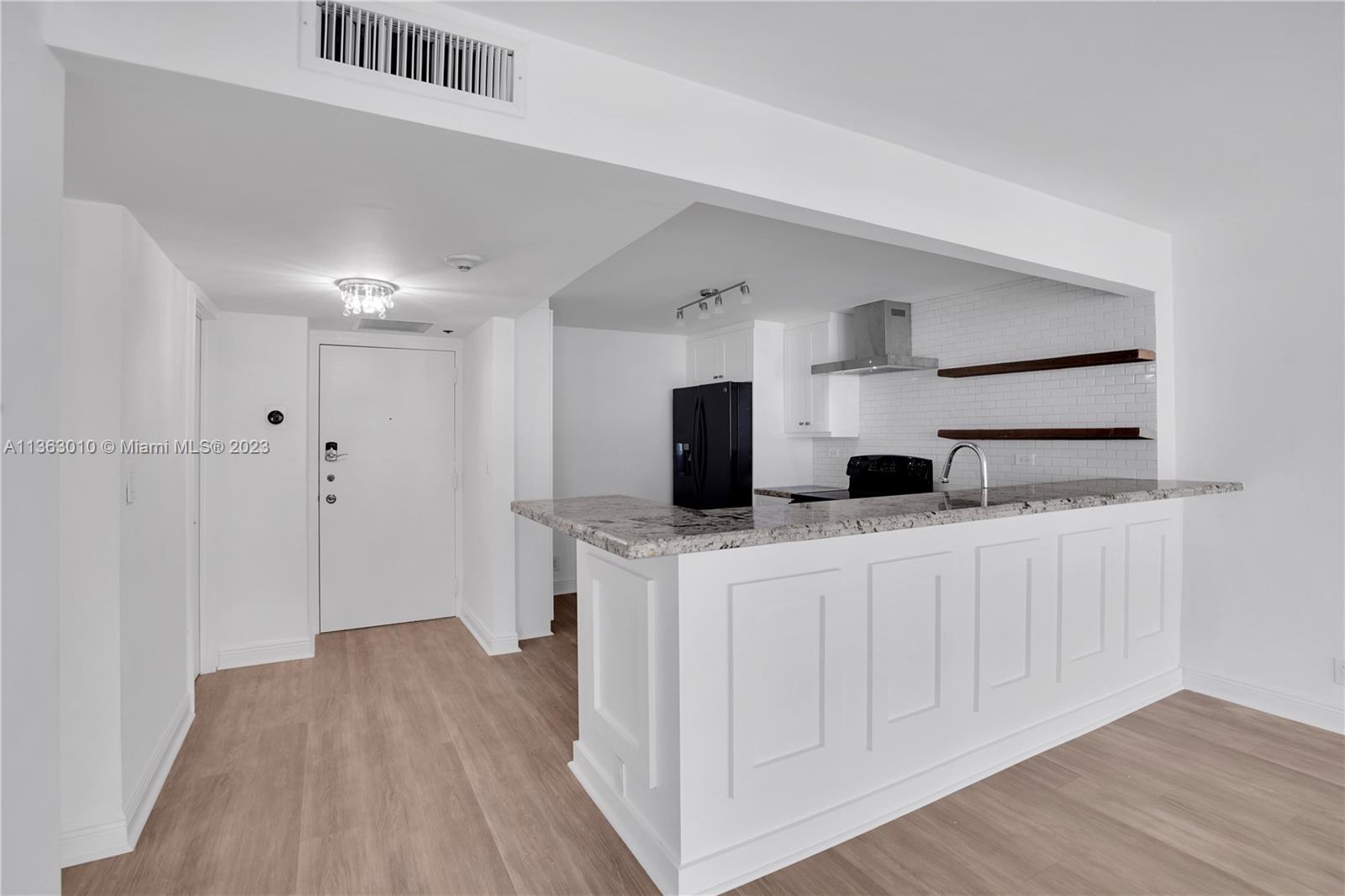 1925 Brickell Ave Unit: D1602-1603