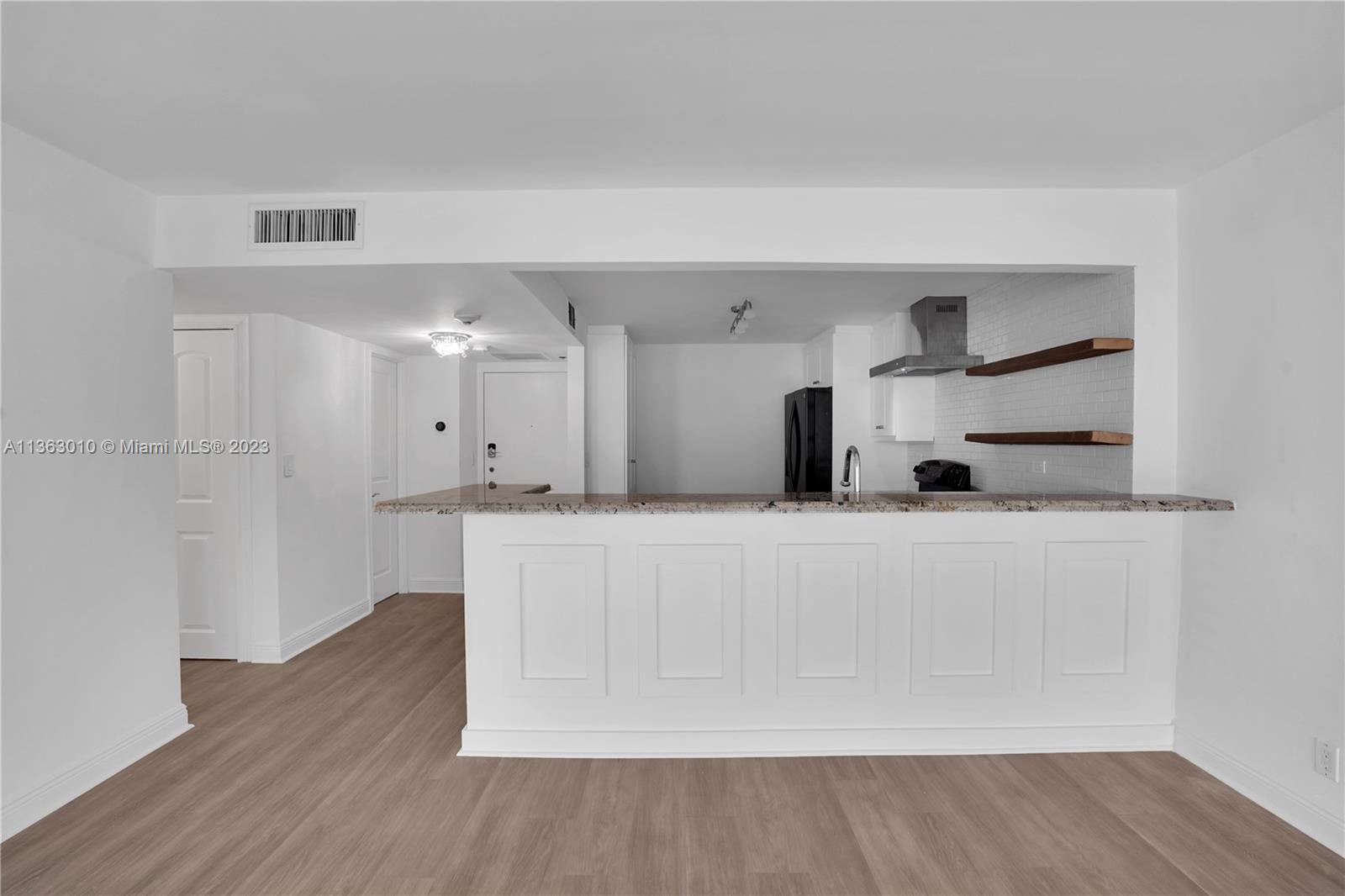 1925 Brickell Ave Unit: D1602-1603