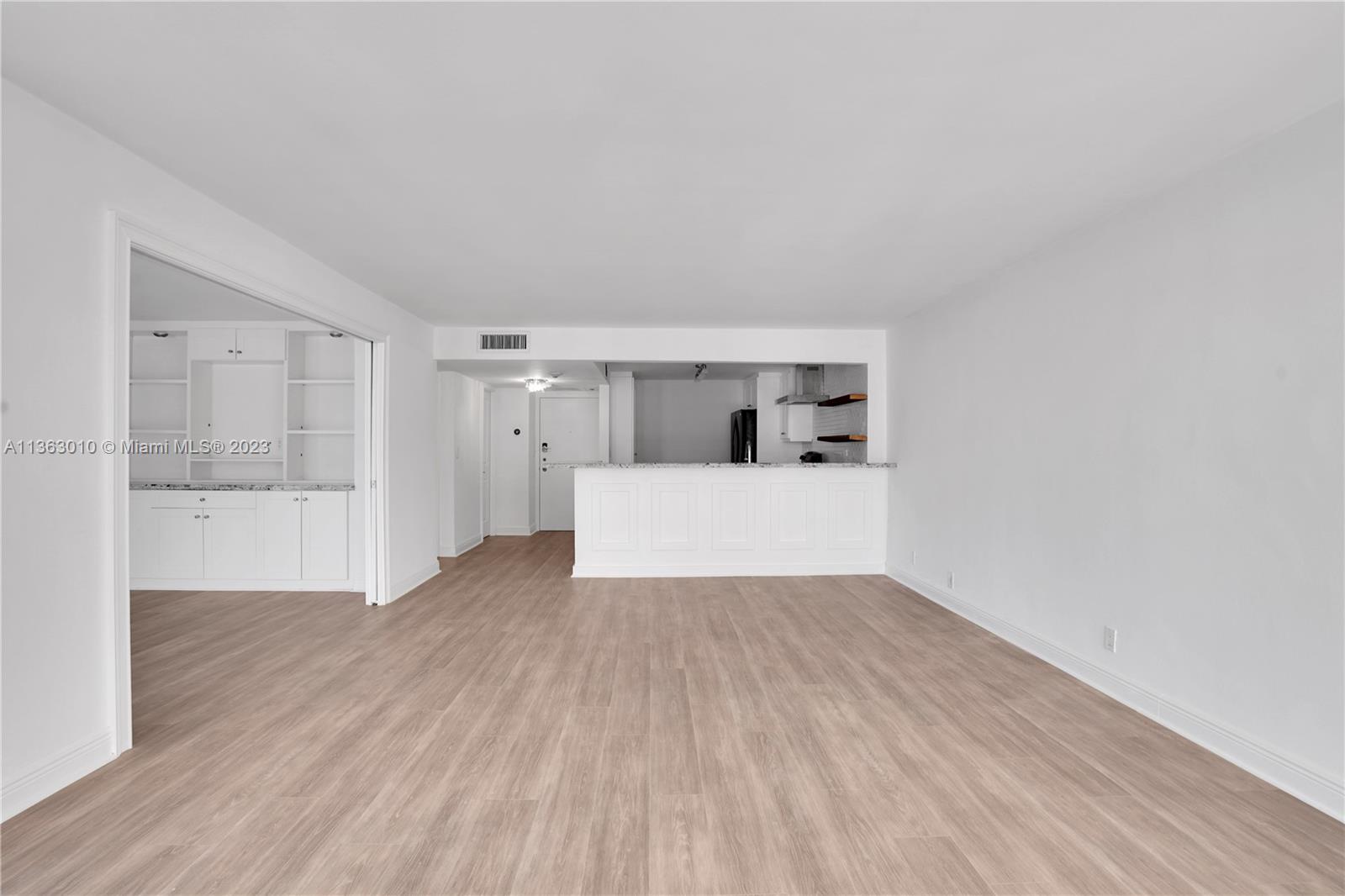 1925 Brickell Ave Unit: D1602-1603