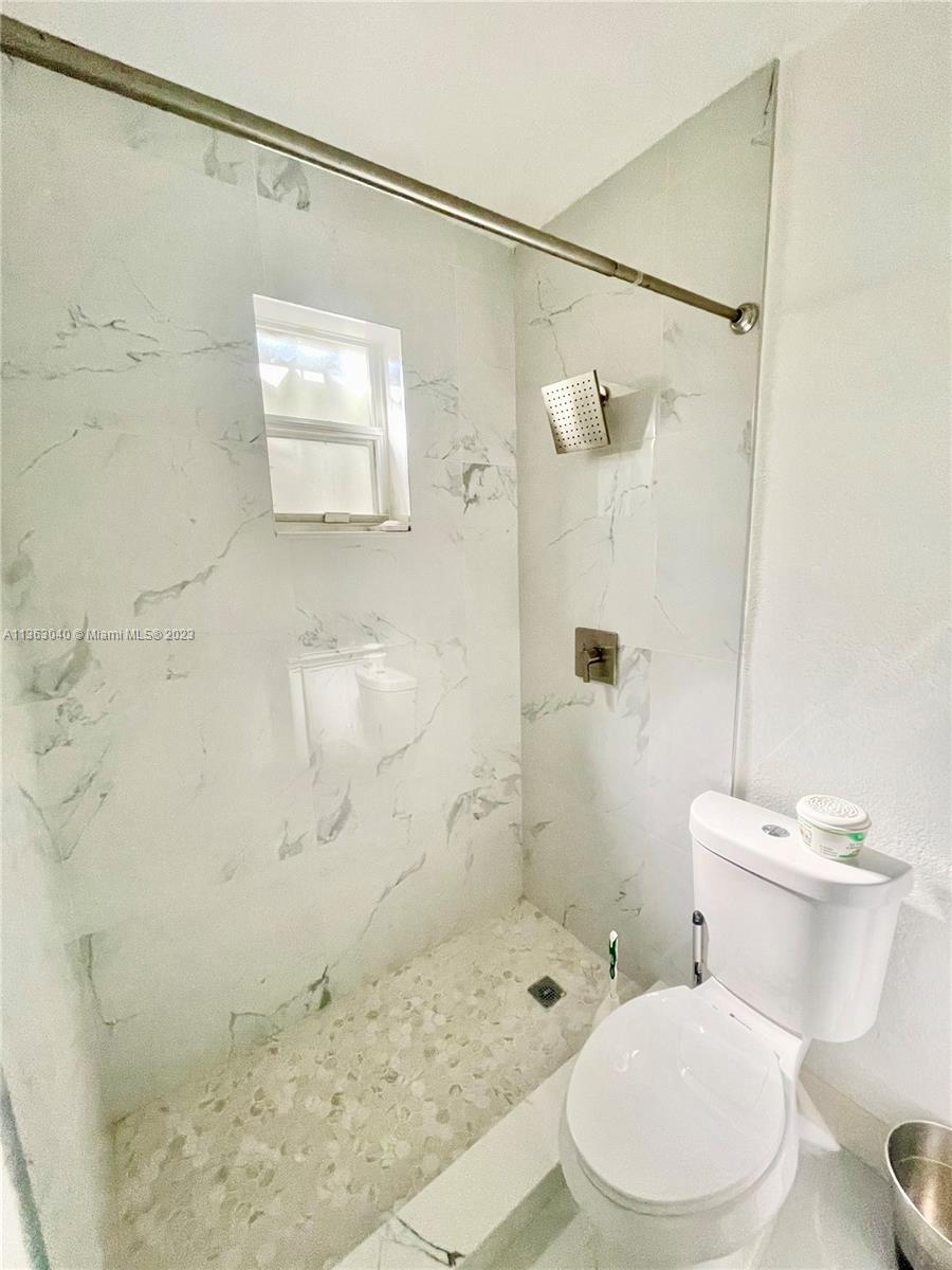3010 N 73rd Ave Unit: 3010