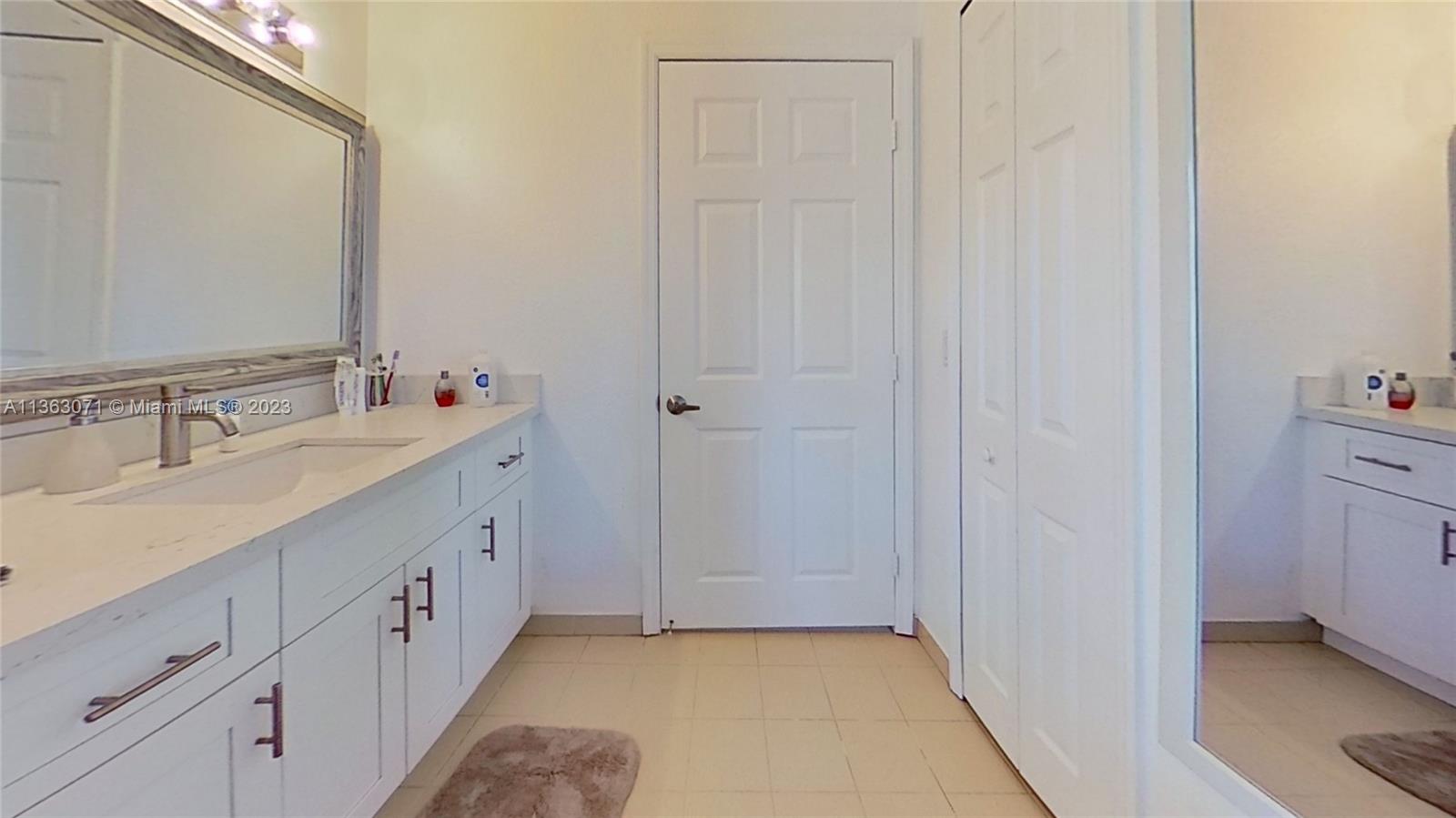 5725 NW 109th Ave Unit: 31