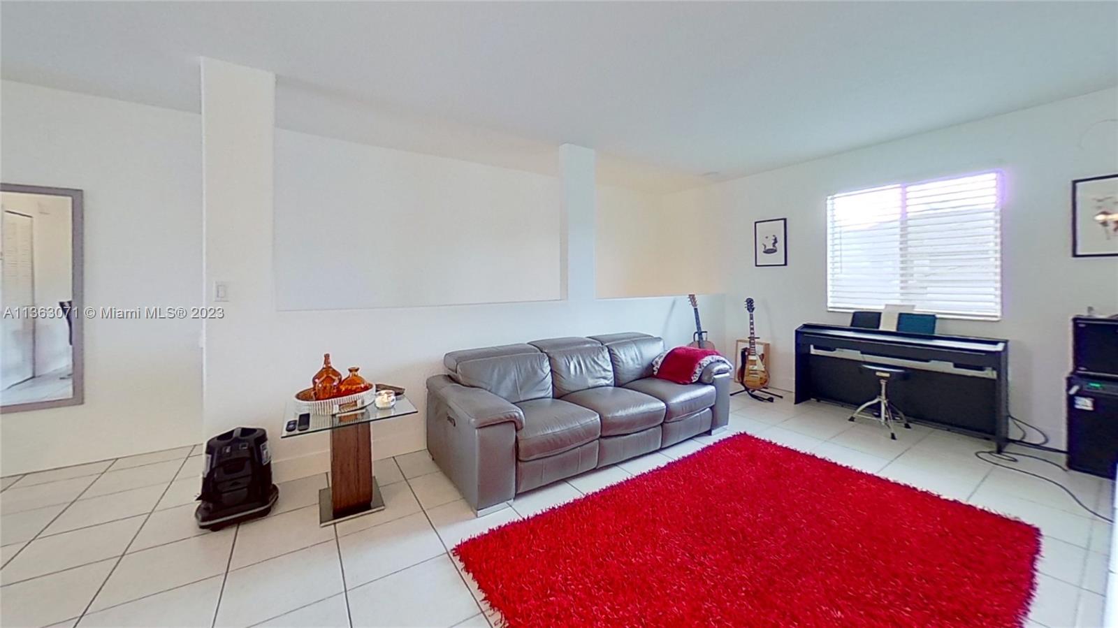 5725 NW 109th Ave Unit: 31