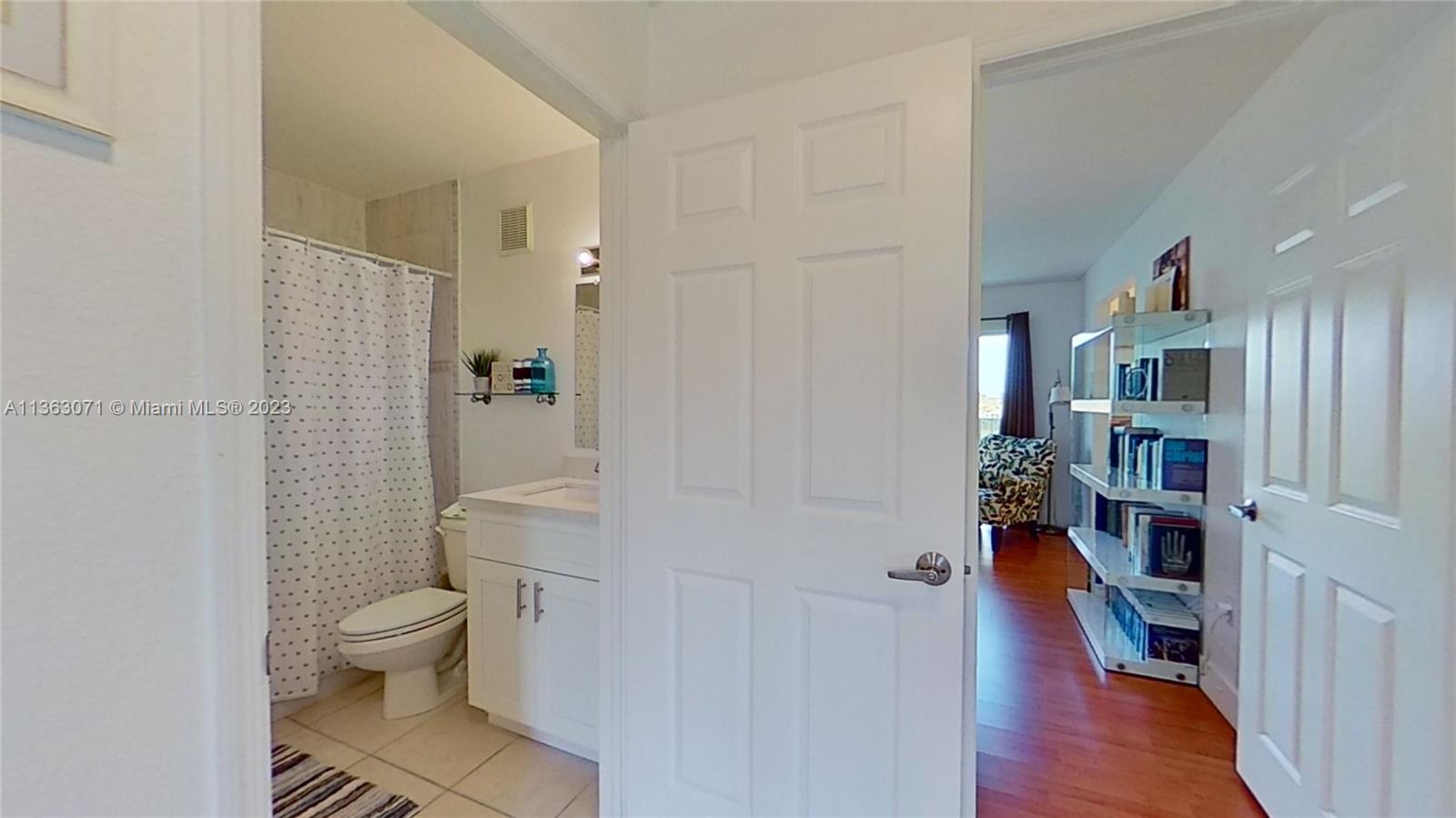 5725 NW 109th Ave Unit: 31