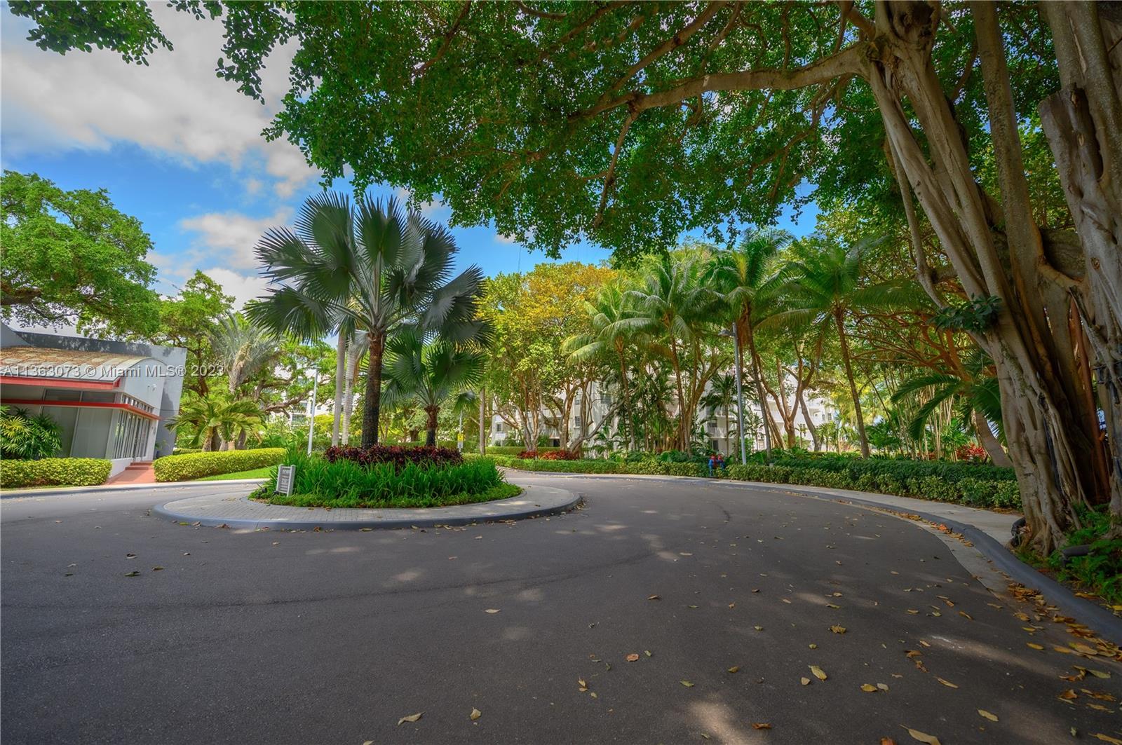 650 NE 64th St Unit: G510