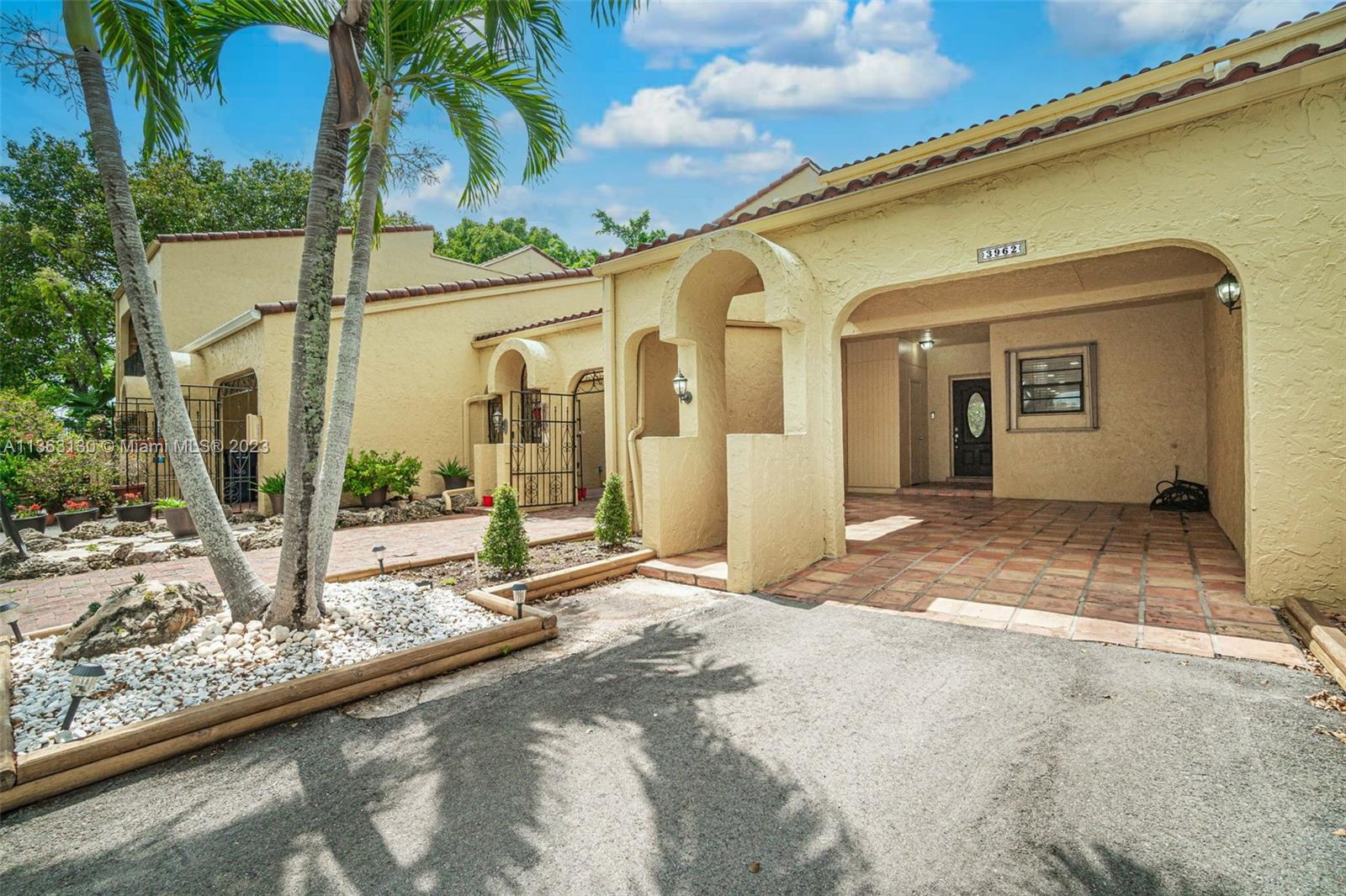3962 E Estepona Ave Unit: 5D2
